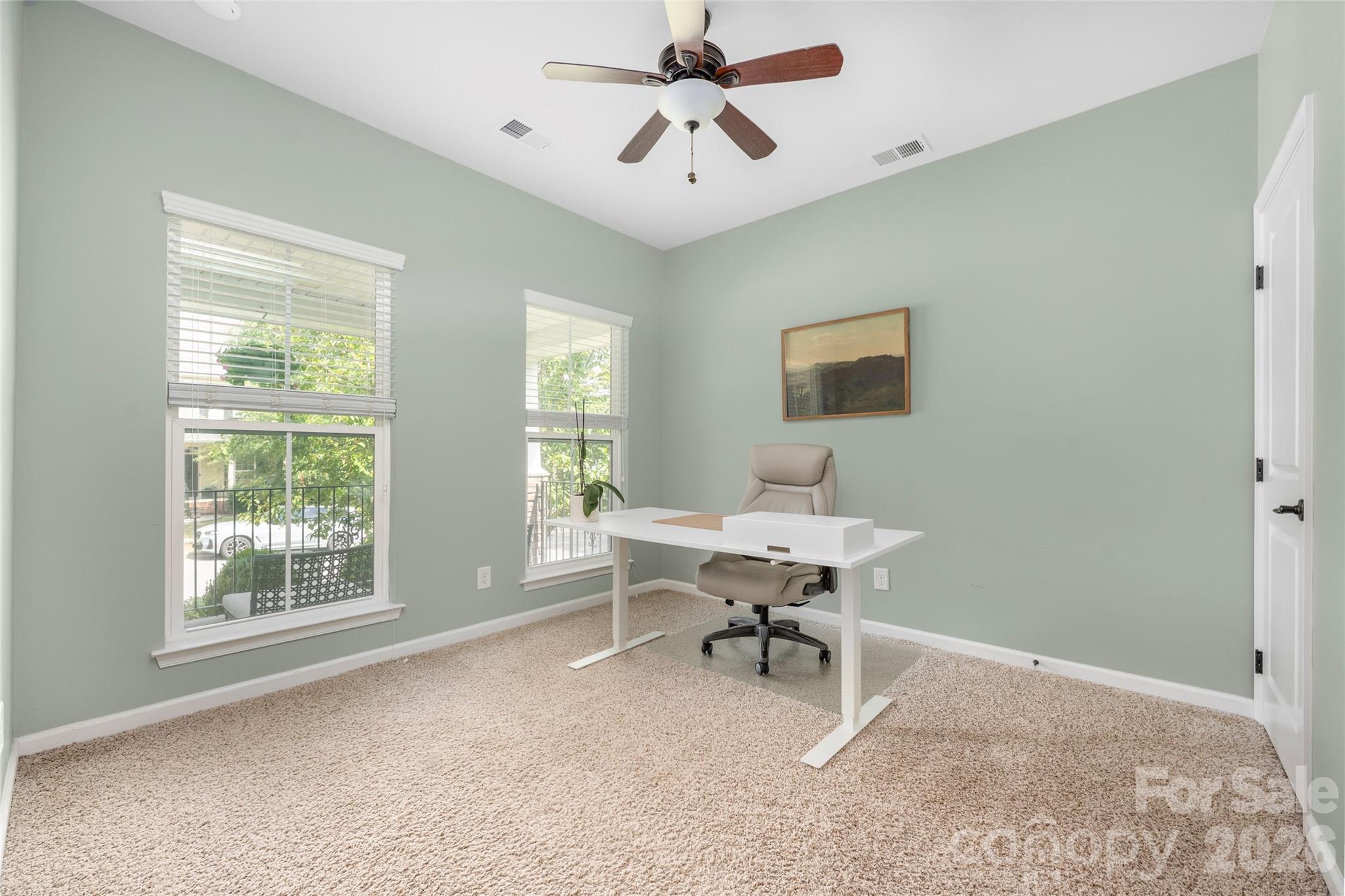 11708 Warfield Avenue — Huntersville