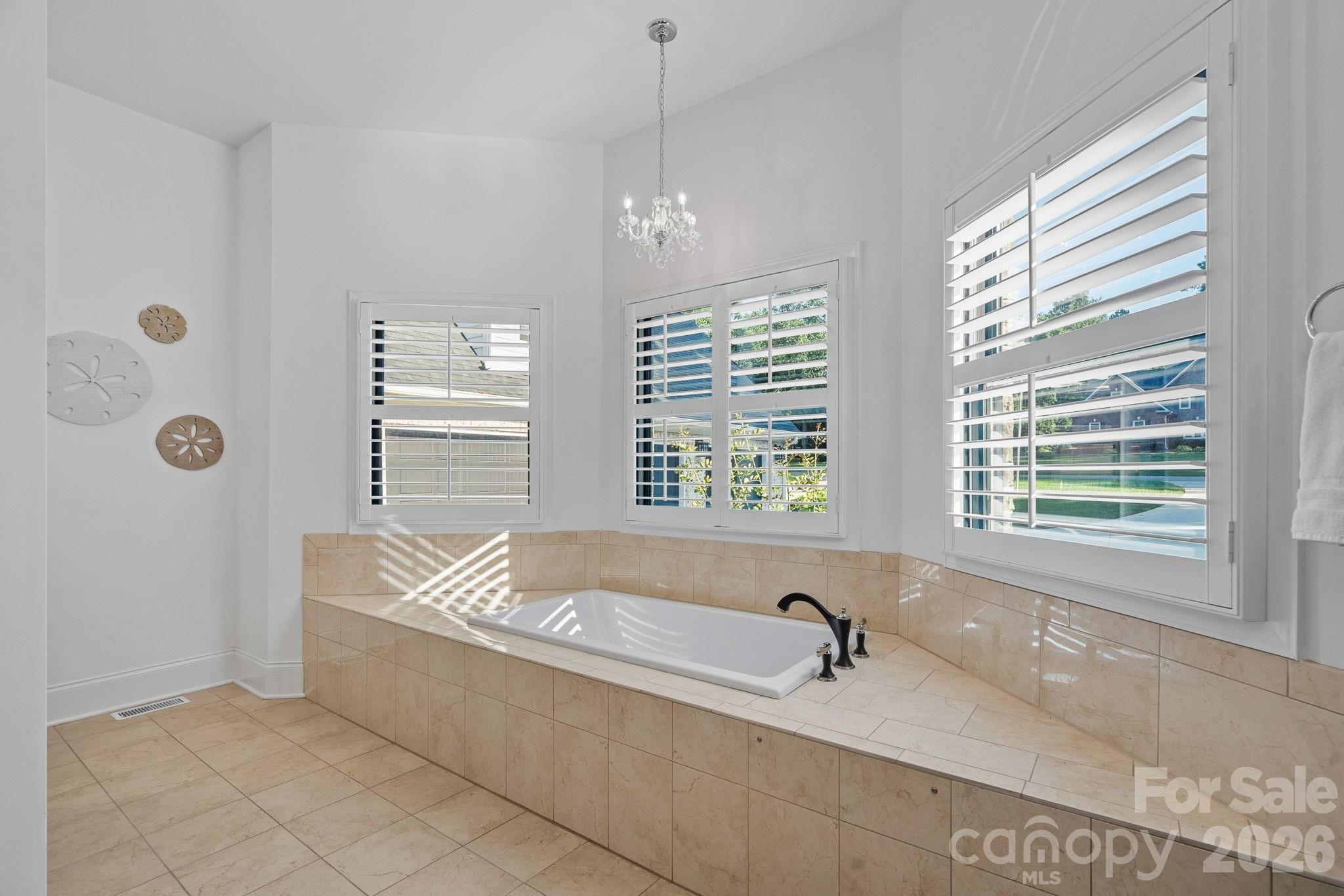 160 Malibu Road — Mooresville
