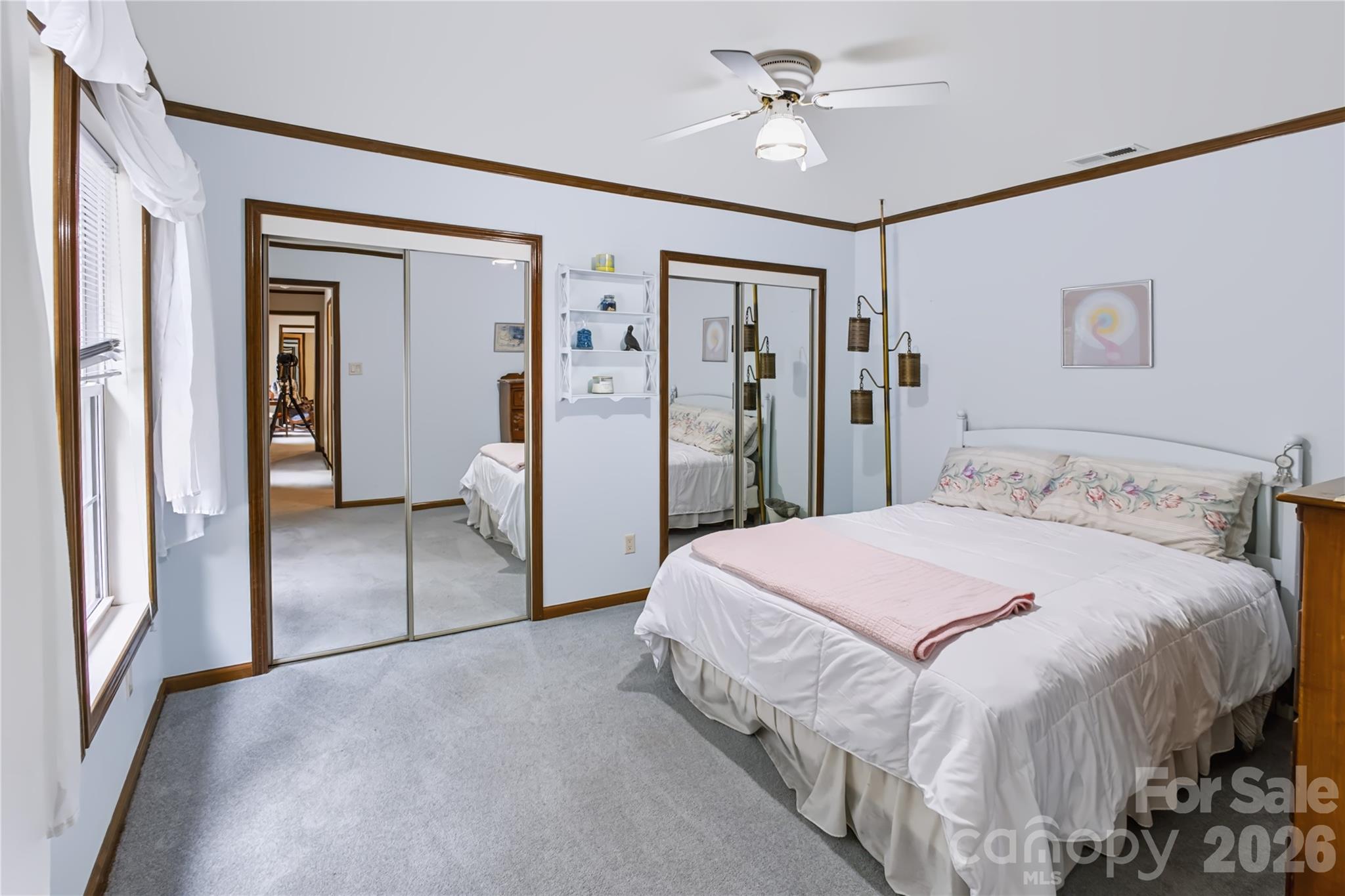 8137 Rowe Street — Catawba