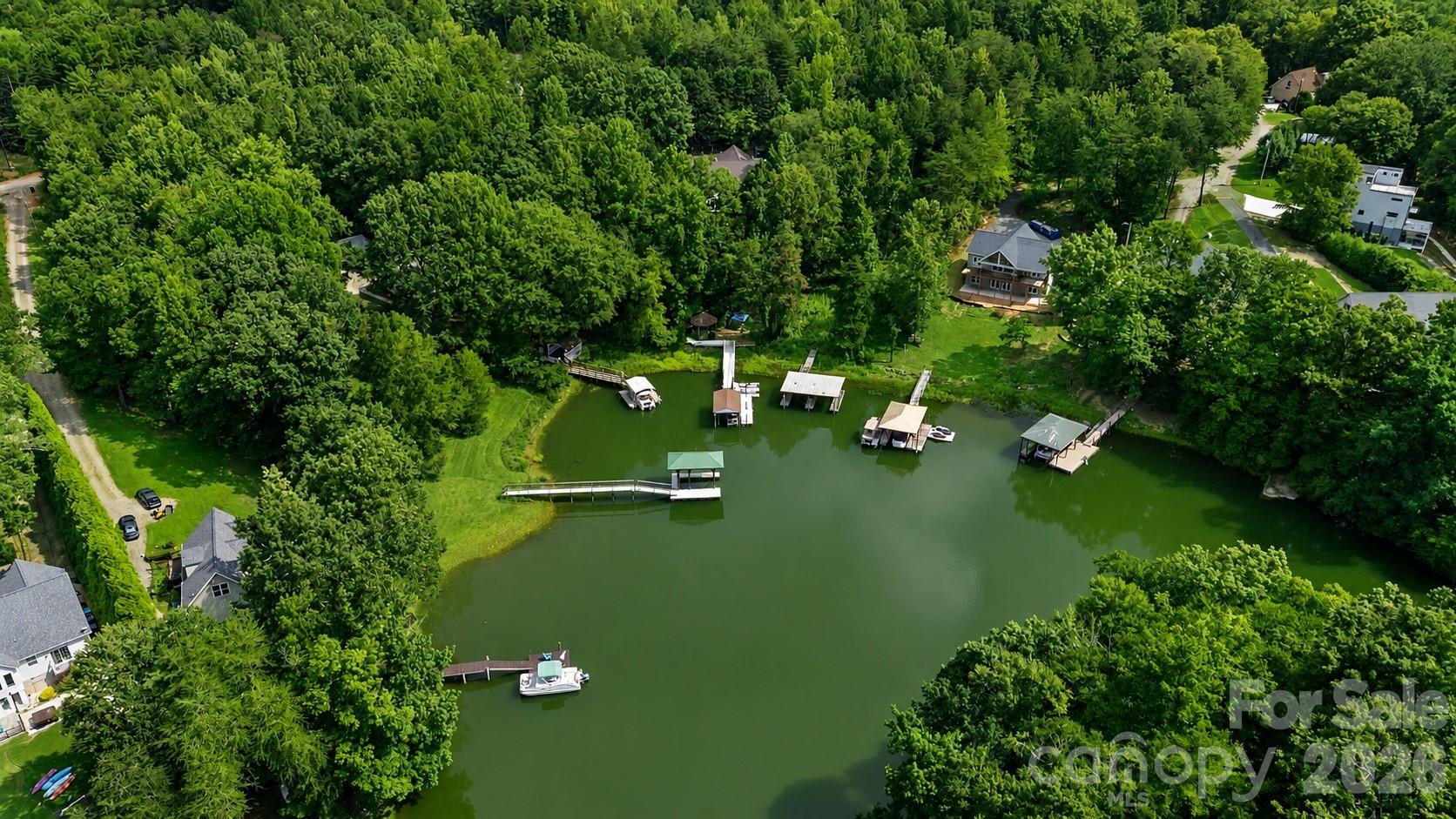 8137 Rowe Street — Catawba