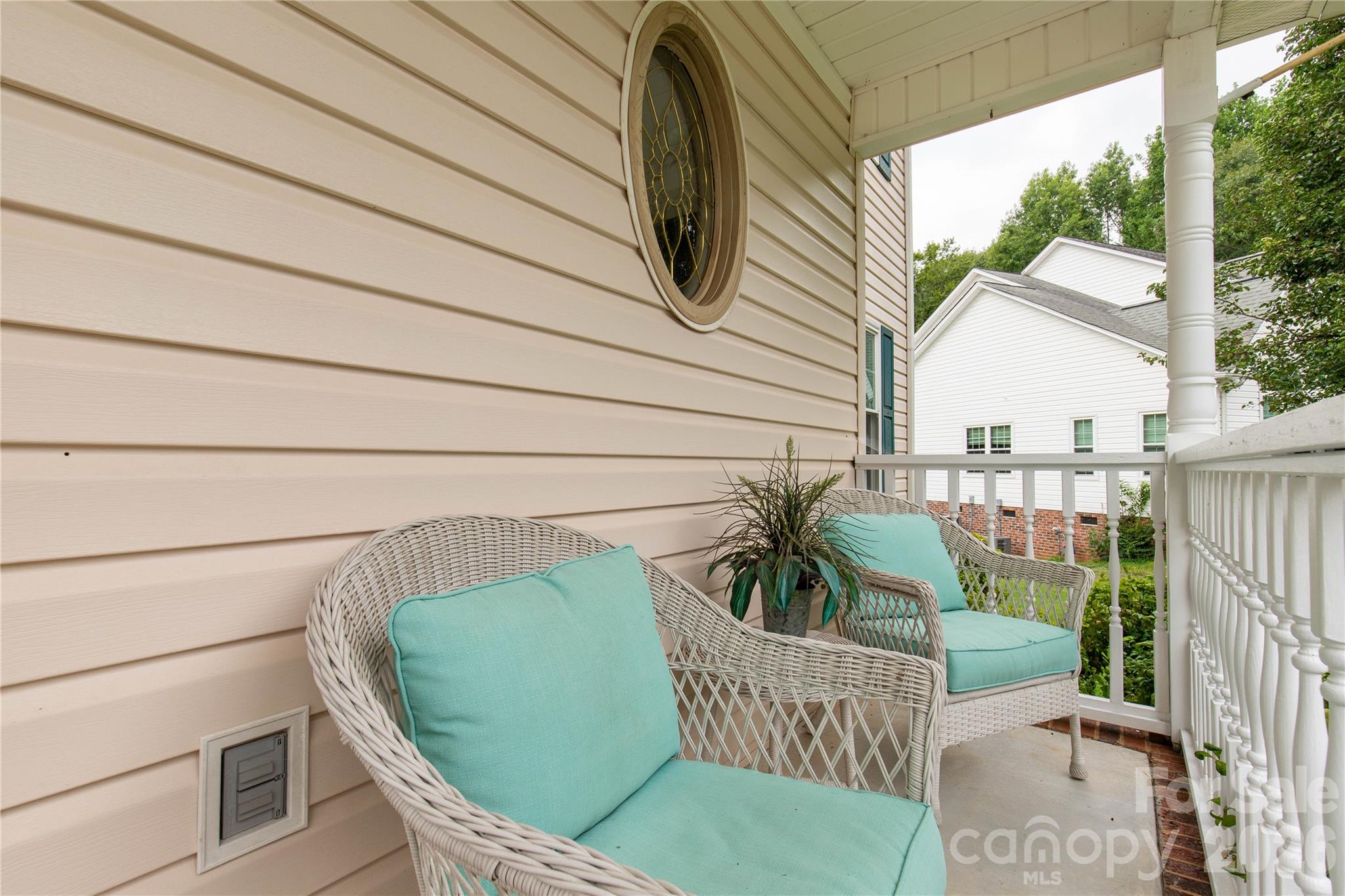 901 Clover Park Drive — Clover