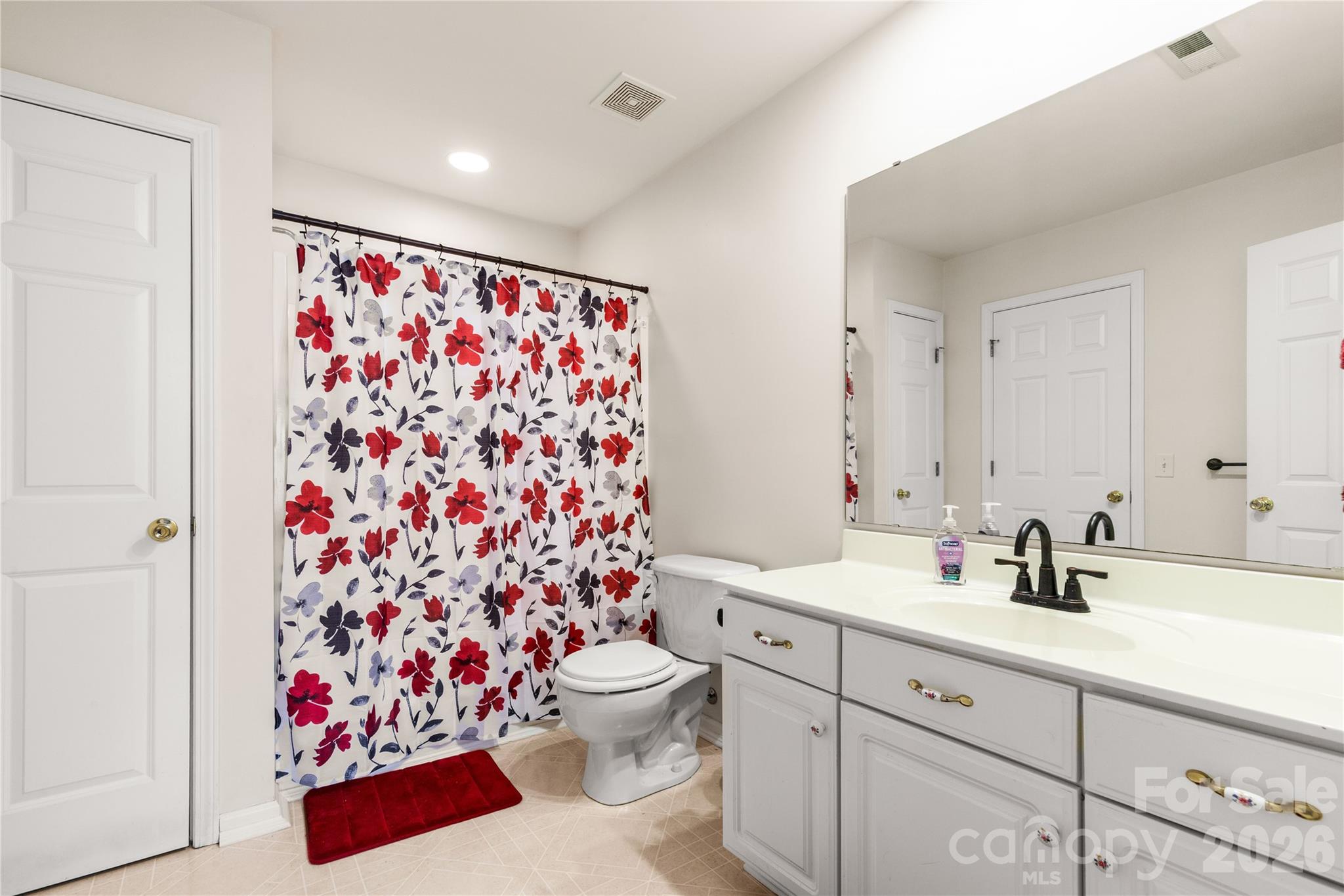 901 Clover Park Drive — Clover