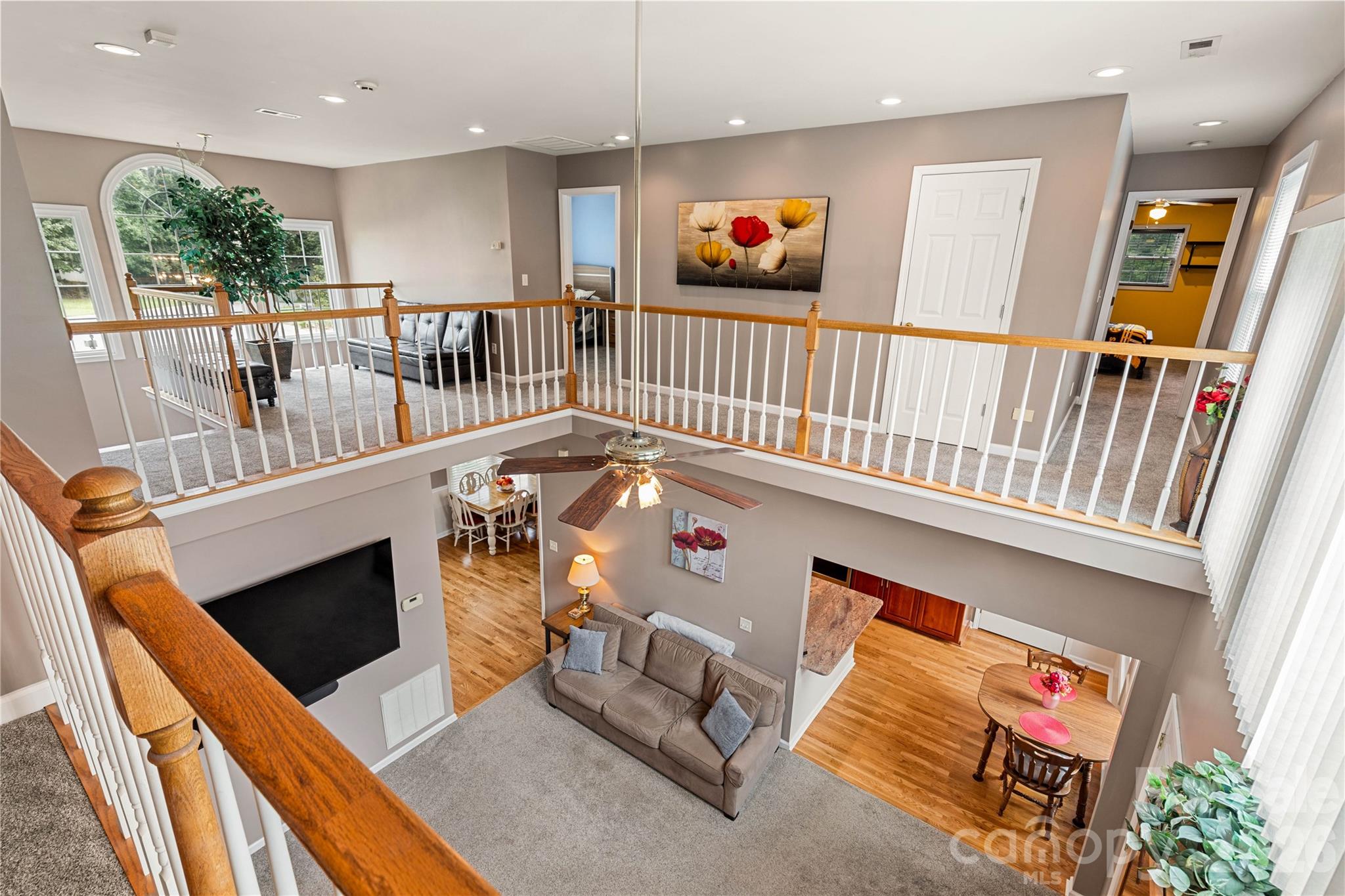 901 Clover Park Drive — Clover