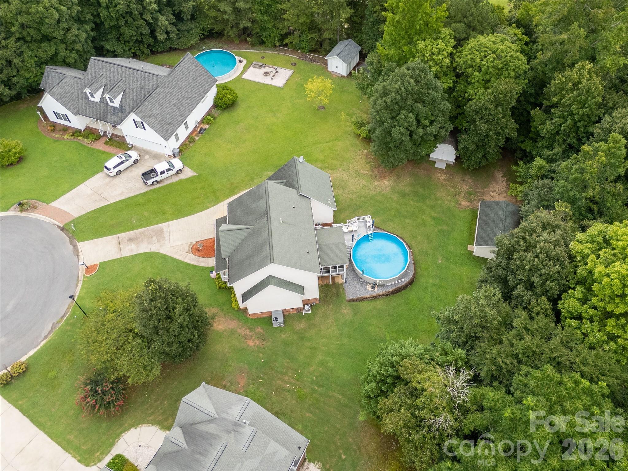 901 Clover Park Drive — Clover