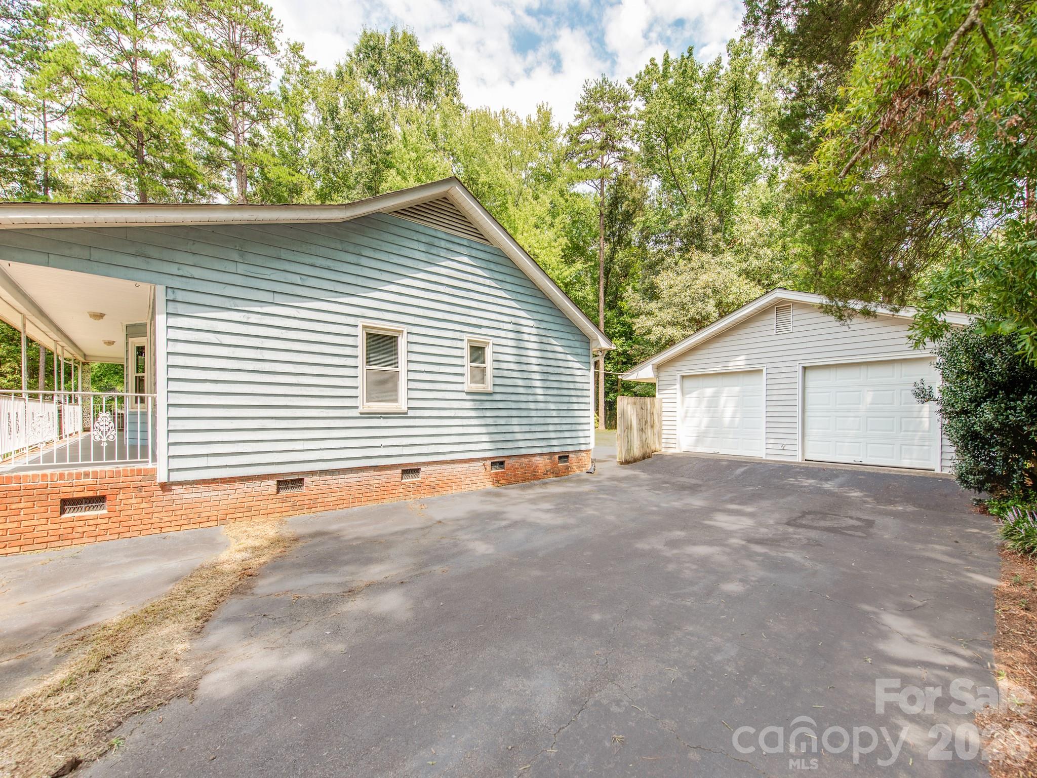 2608 Corinth Church Road — Monroe