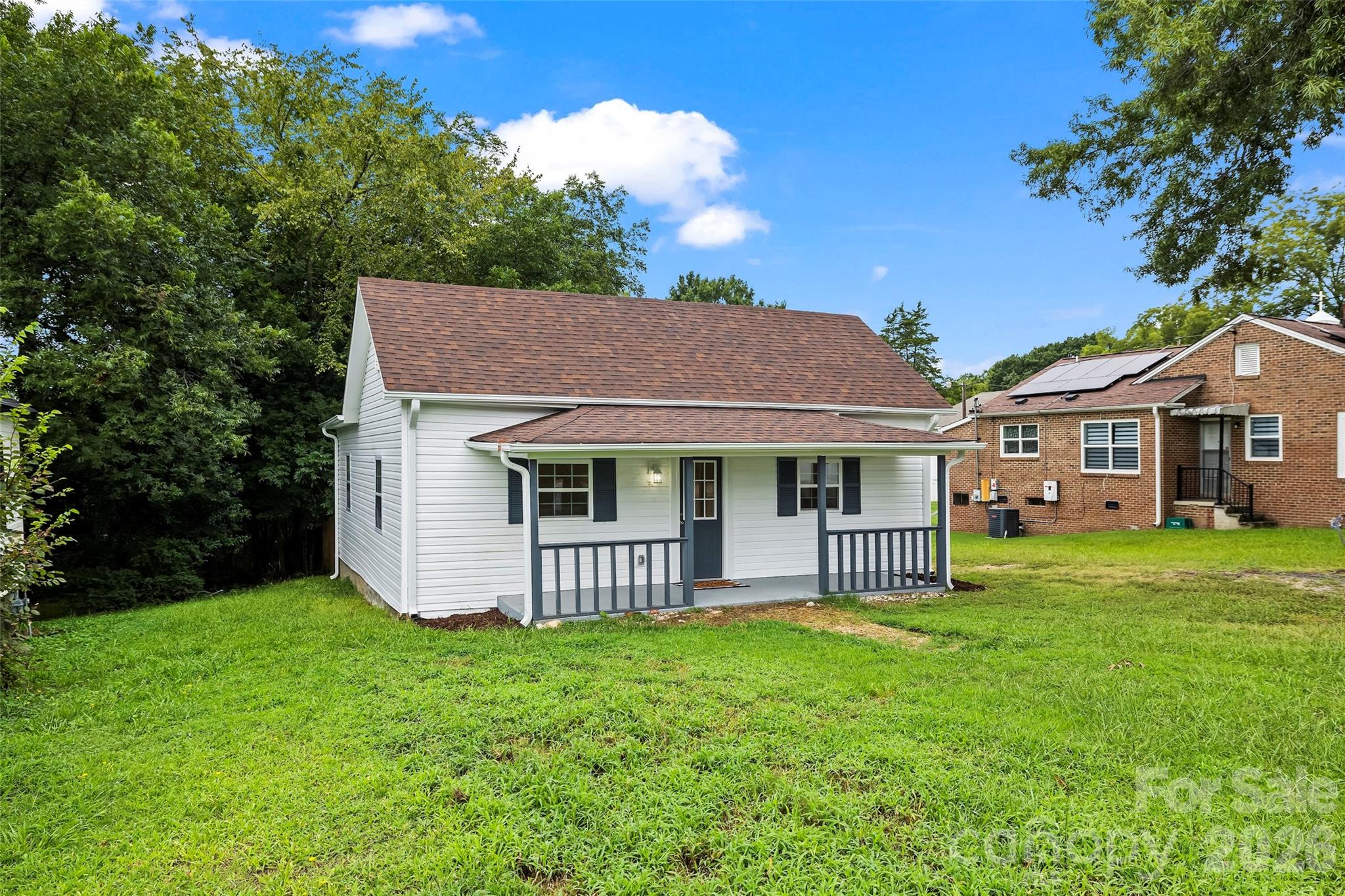 605 Kings Mountain Street — Clover