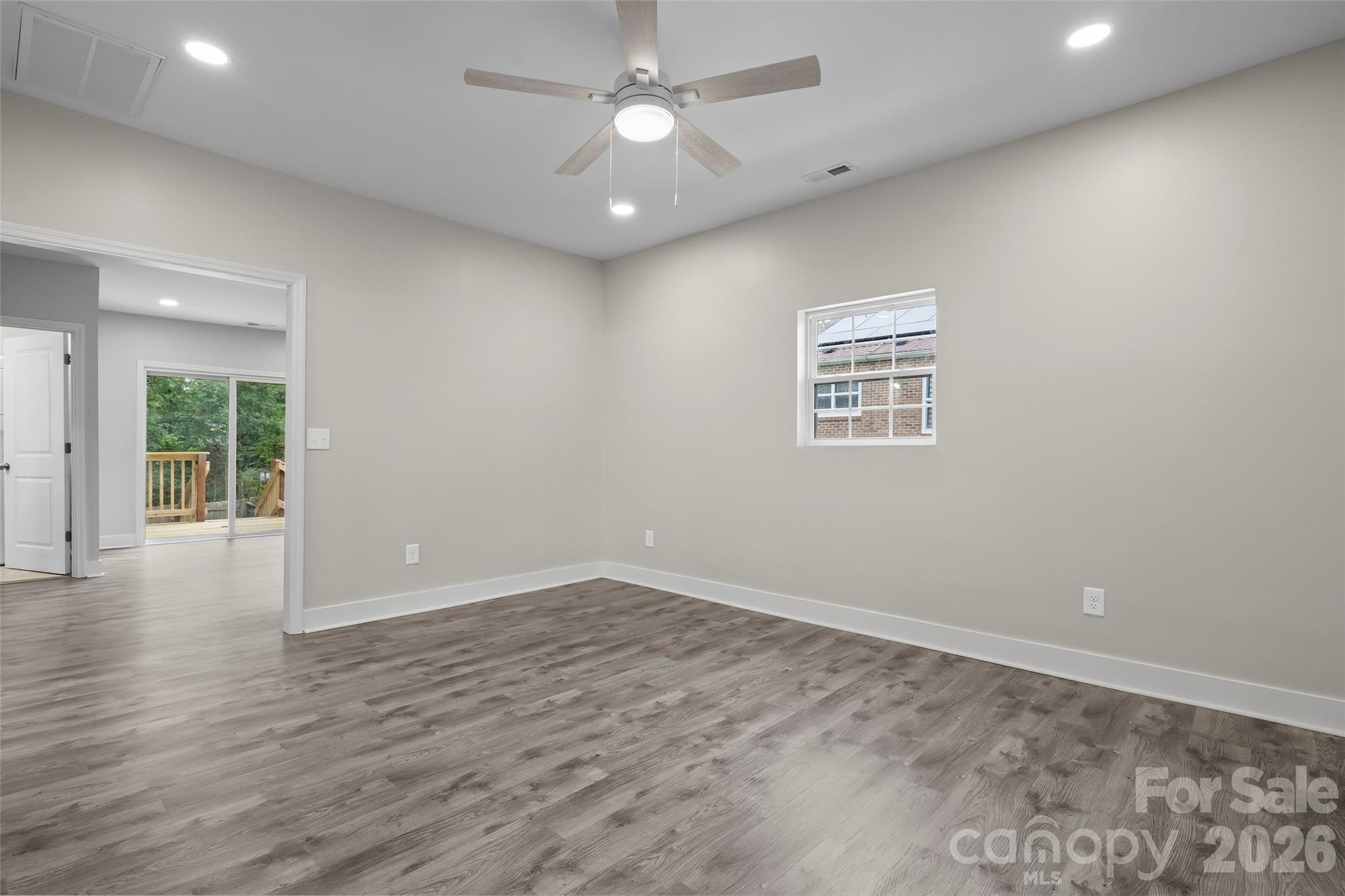 605 Kings Mountain Street — Clover