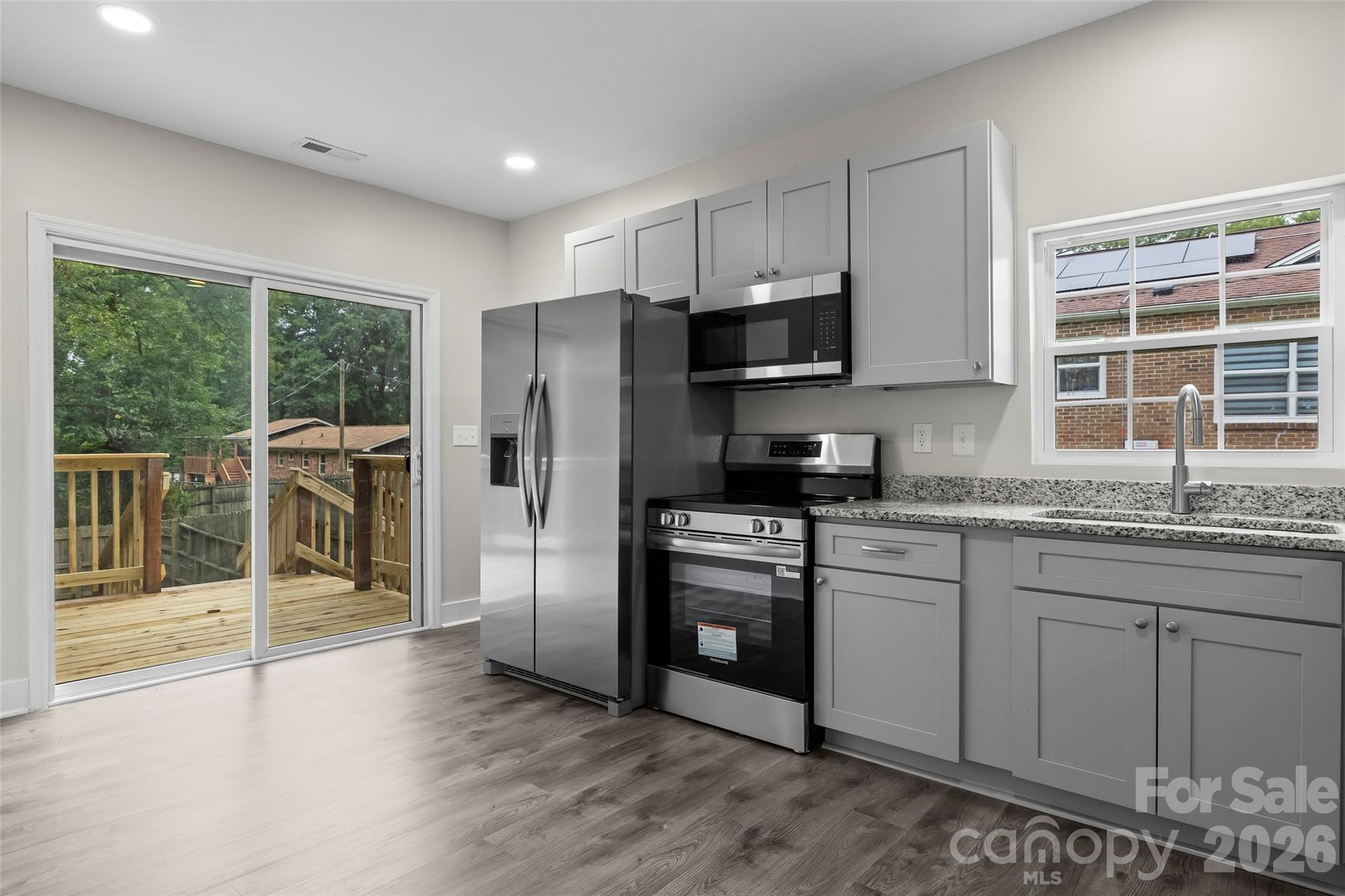 605 Kings Mountain Street — Clover