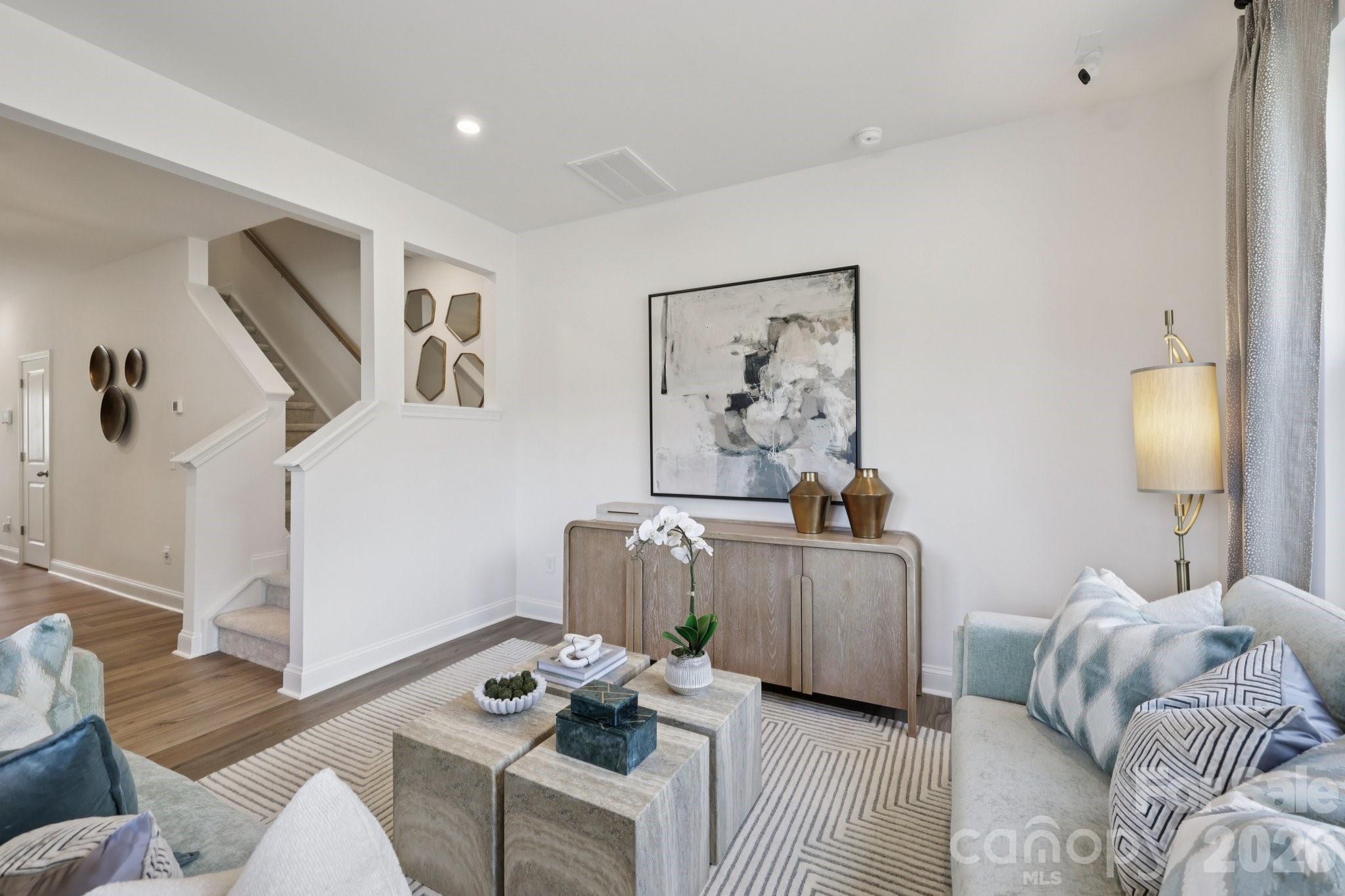 7607 Ethora Way — Charlotte