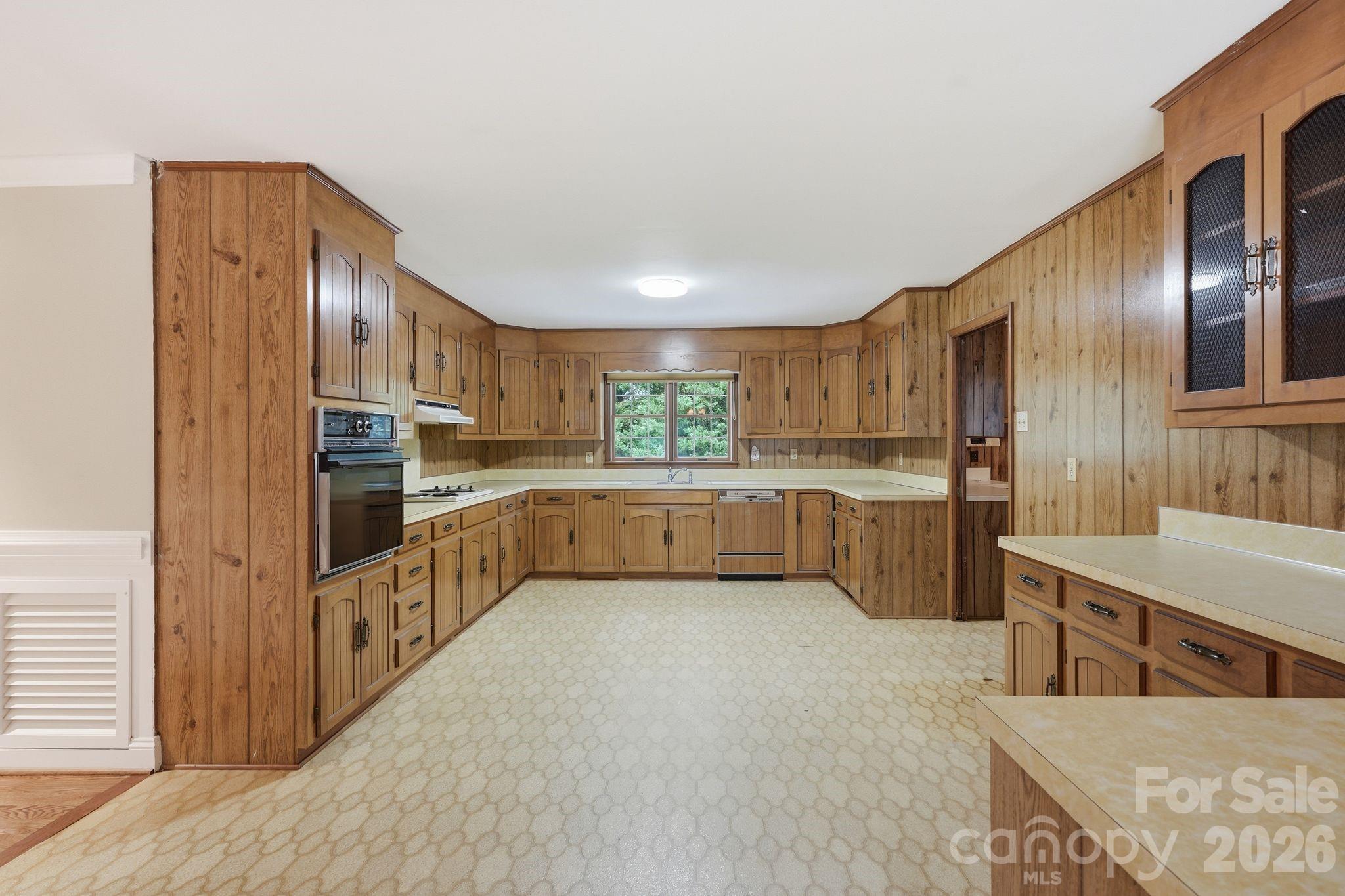 431 Costner School Road — Bessemer City