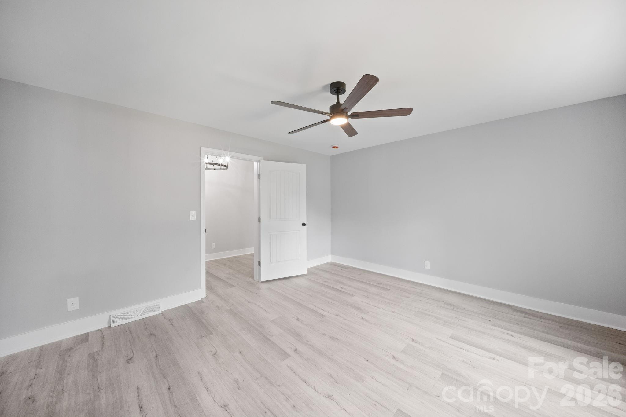 807 N Walnut Street — Kannapolis