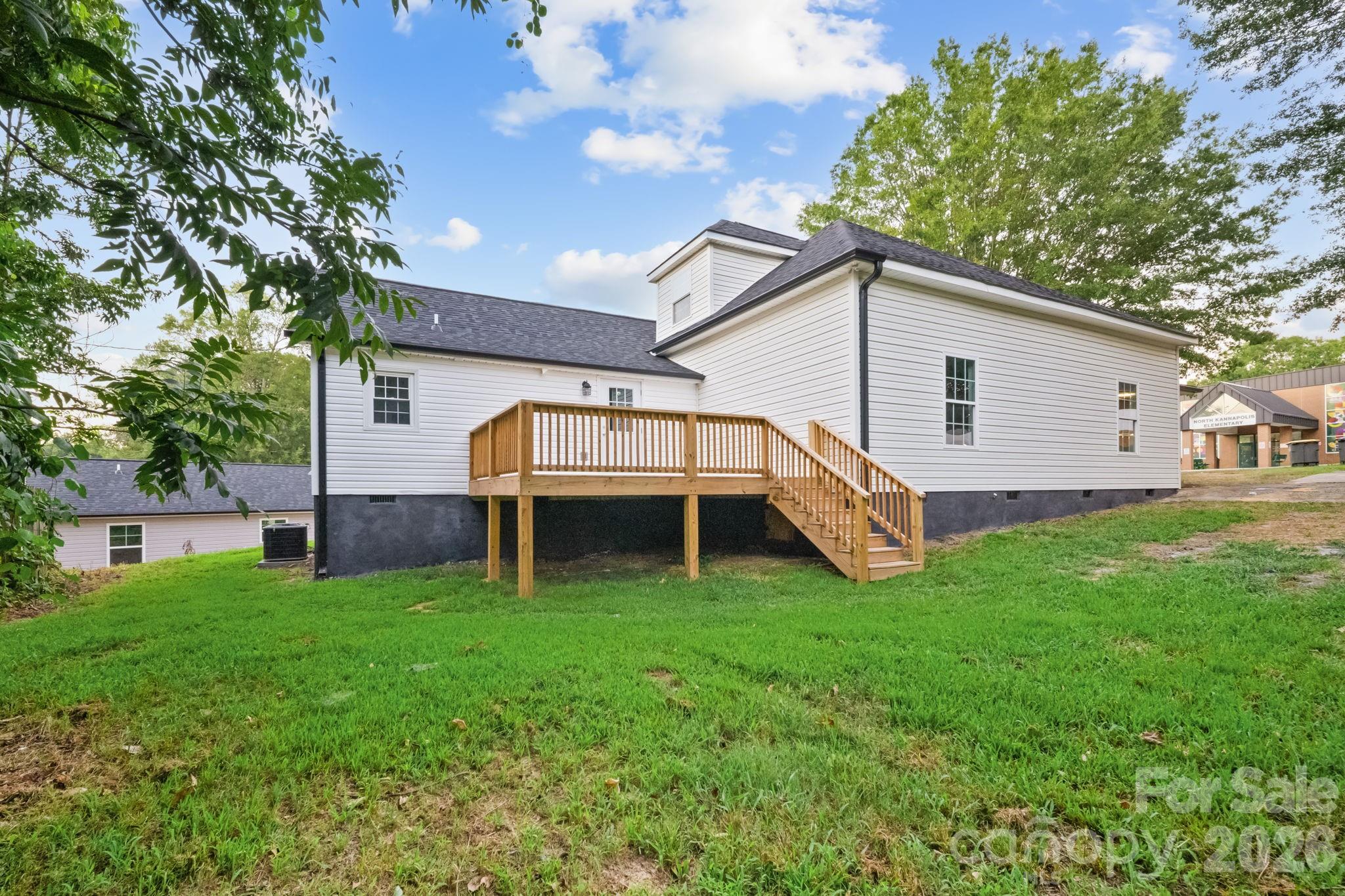 807 N Walnut Street — Kannapolis