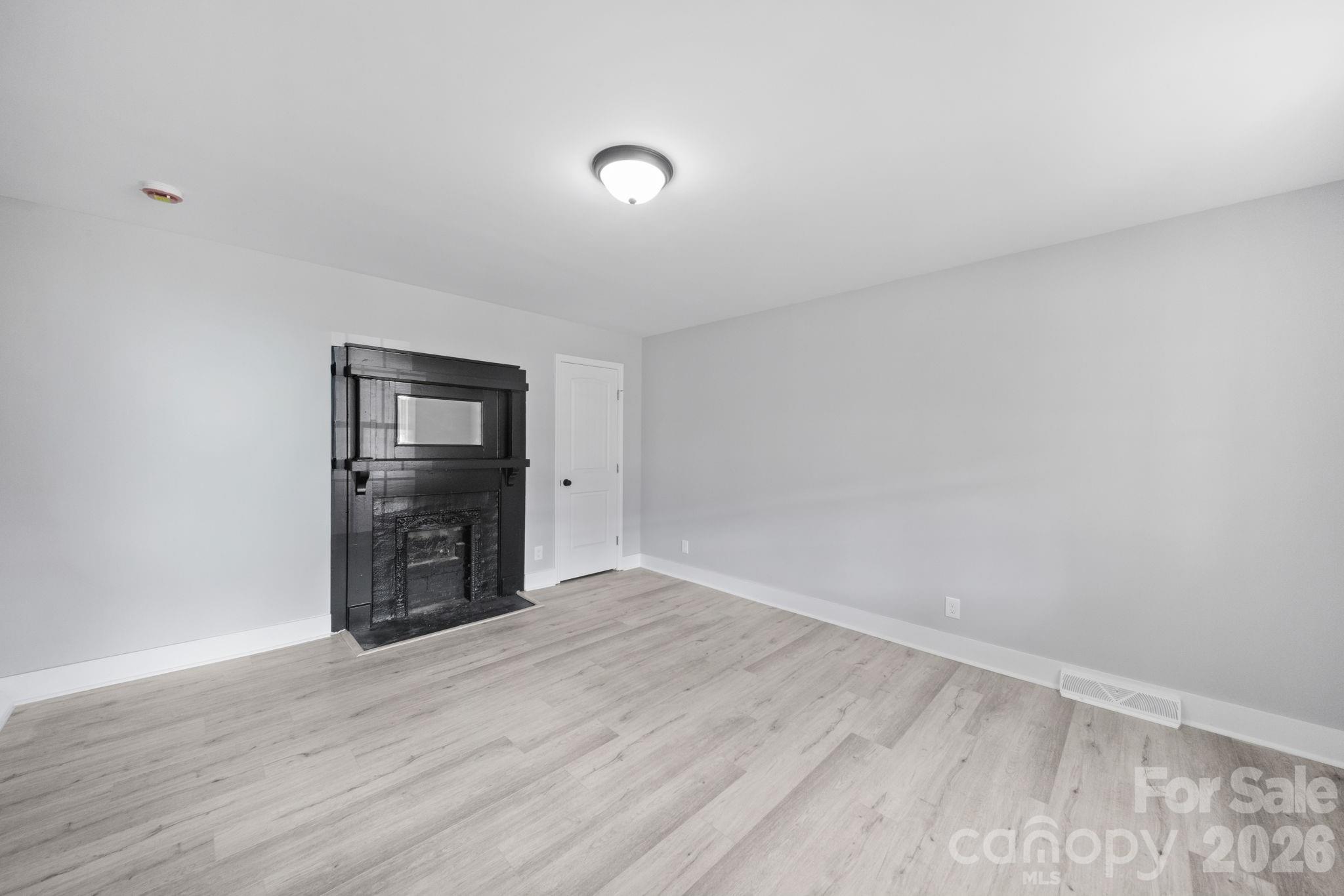 807 N Walnut Street — Kannapolis