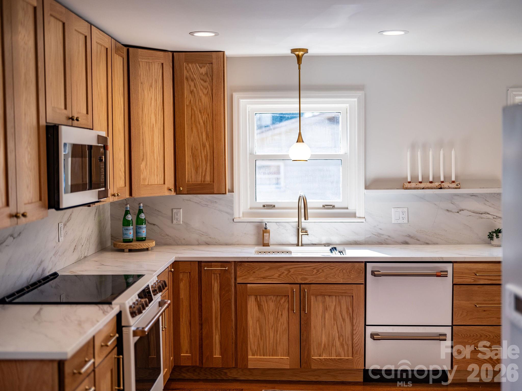 55 Cisco Road — Asheville