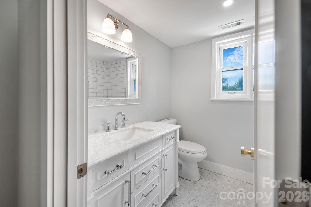 55 Cisco Road — Asheville
