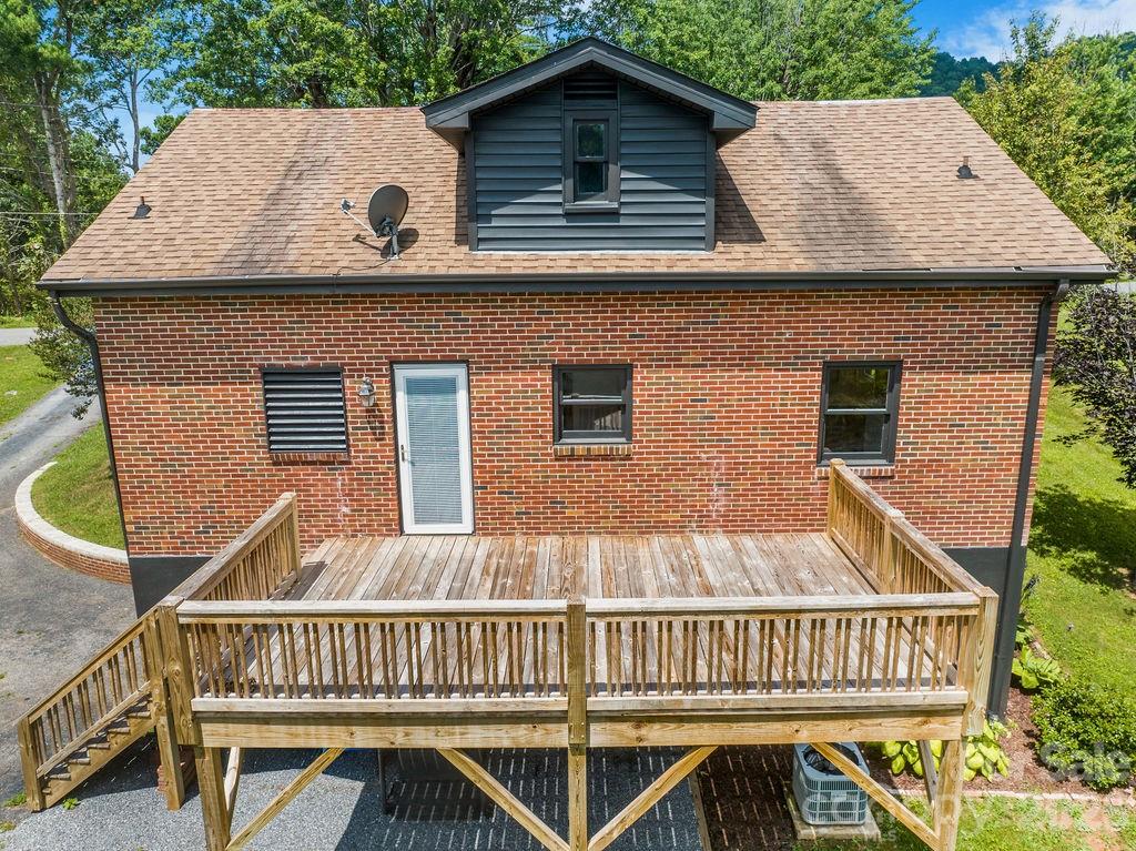 55 Cisco Road — Asheville