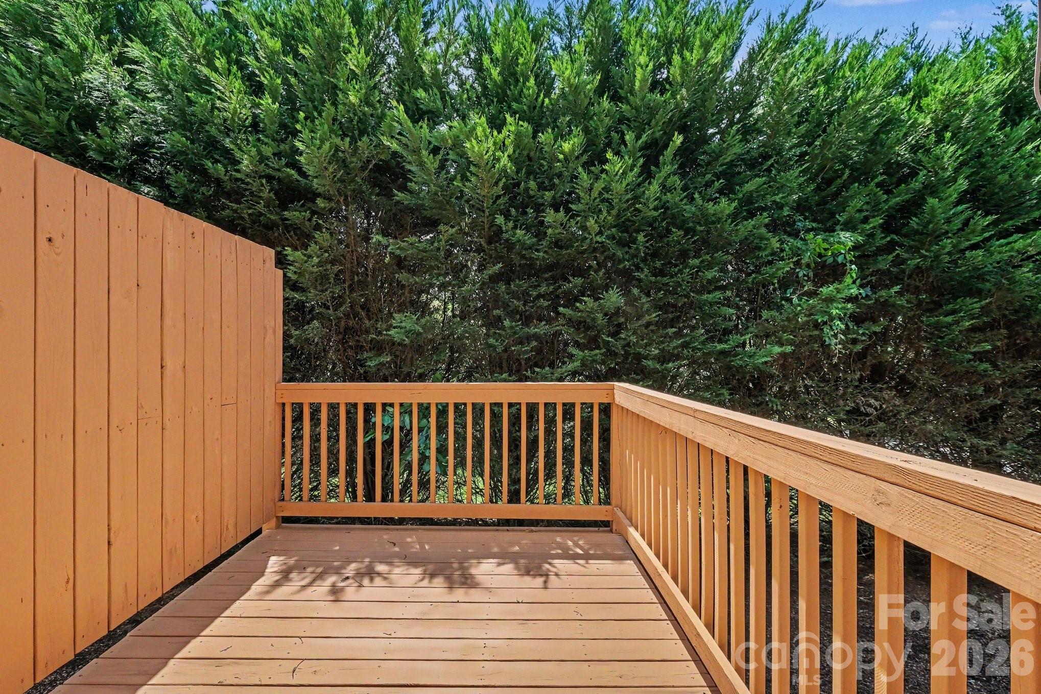 2240 15th Avenue NE #102 — Hickory