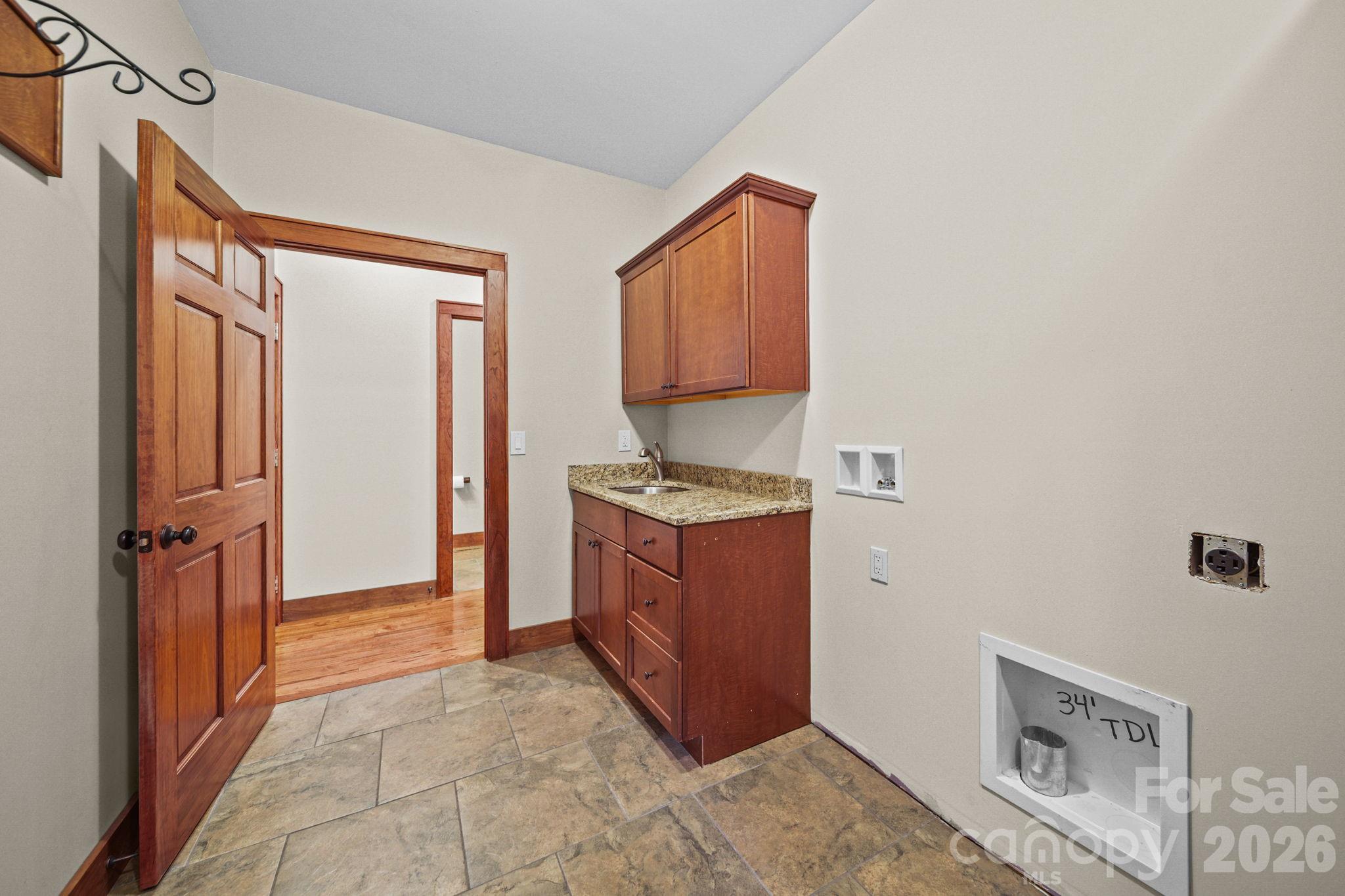 126 Hunters Field Way — Kings Mountain