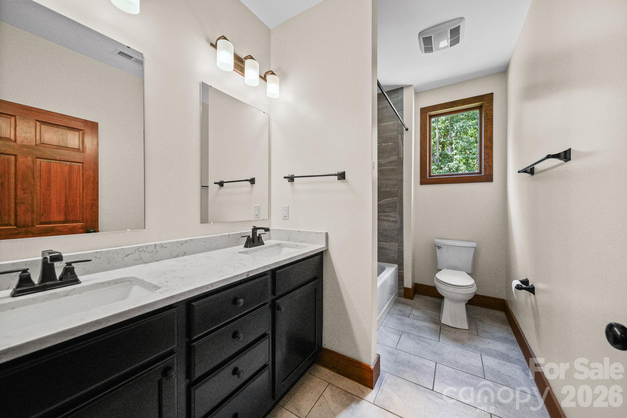 126 Hunters Field Way — Kings Mountain