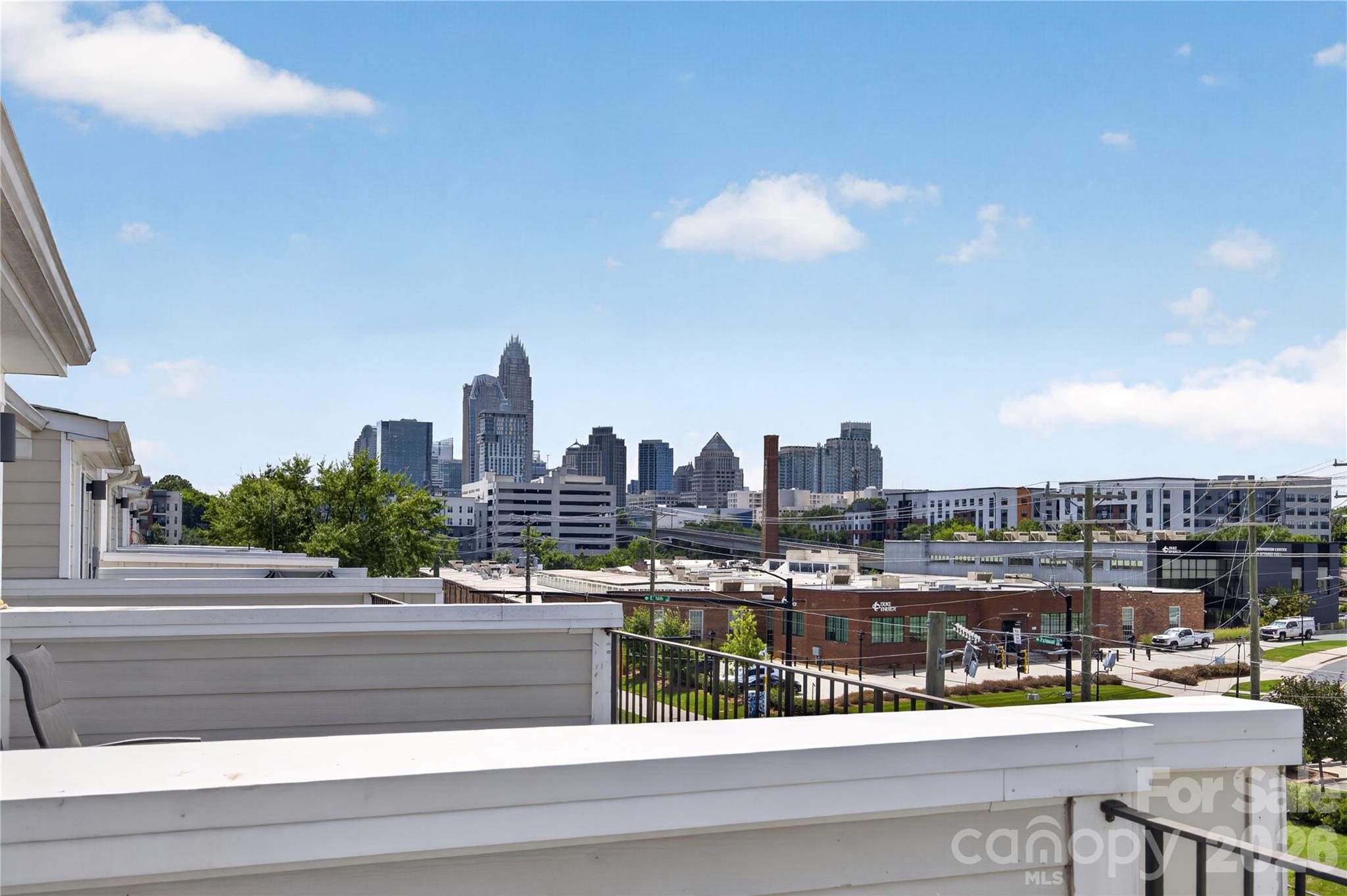 252 Parkwood Avenue — Charlotte