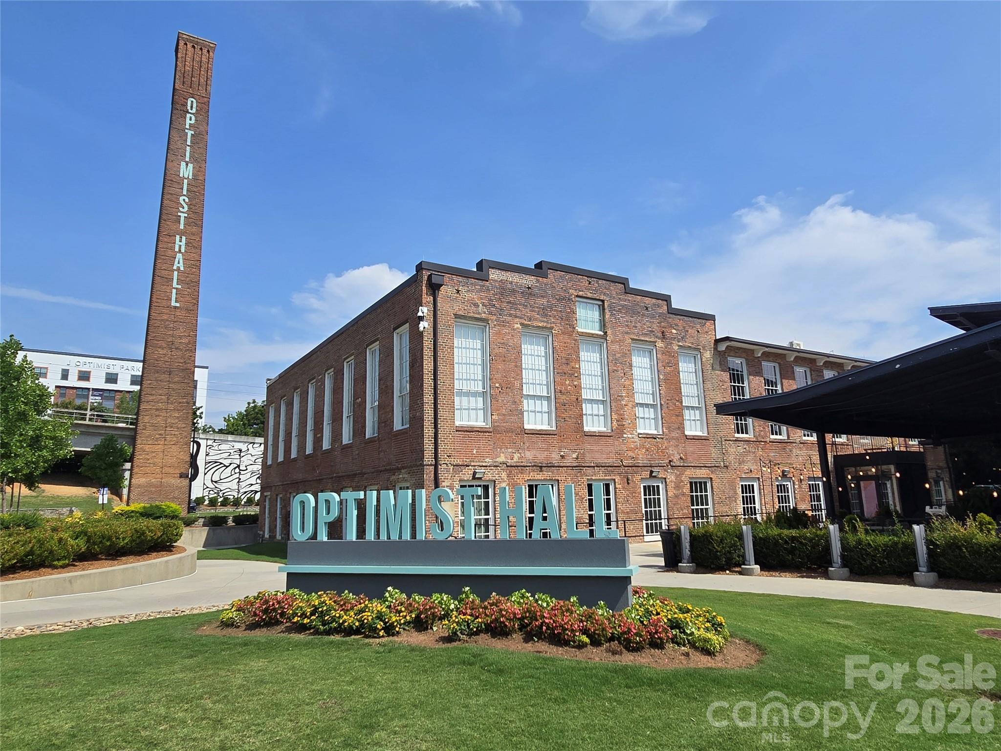 252 Parkwood Avenue — Charlotte