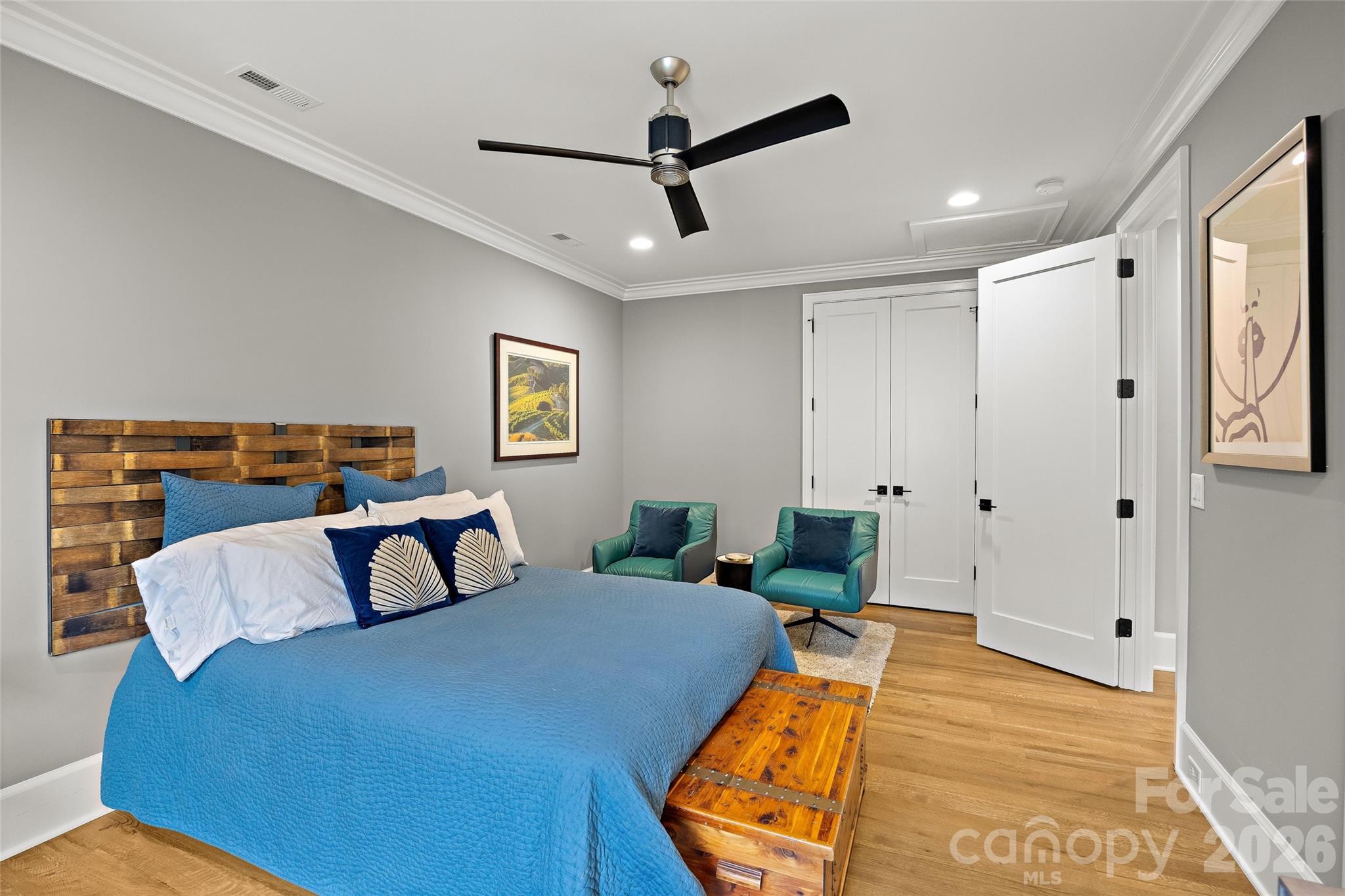 316 Mammoth Oaks Drive — Charlotte