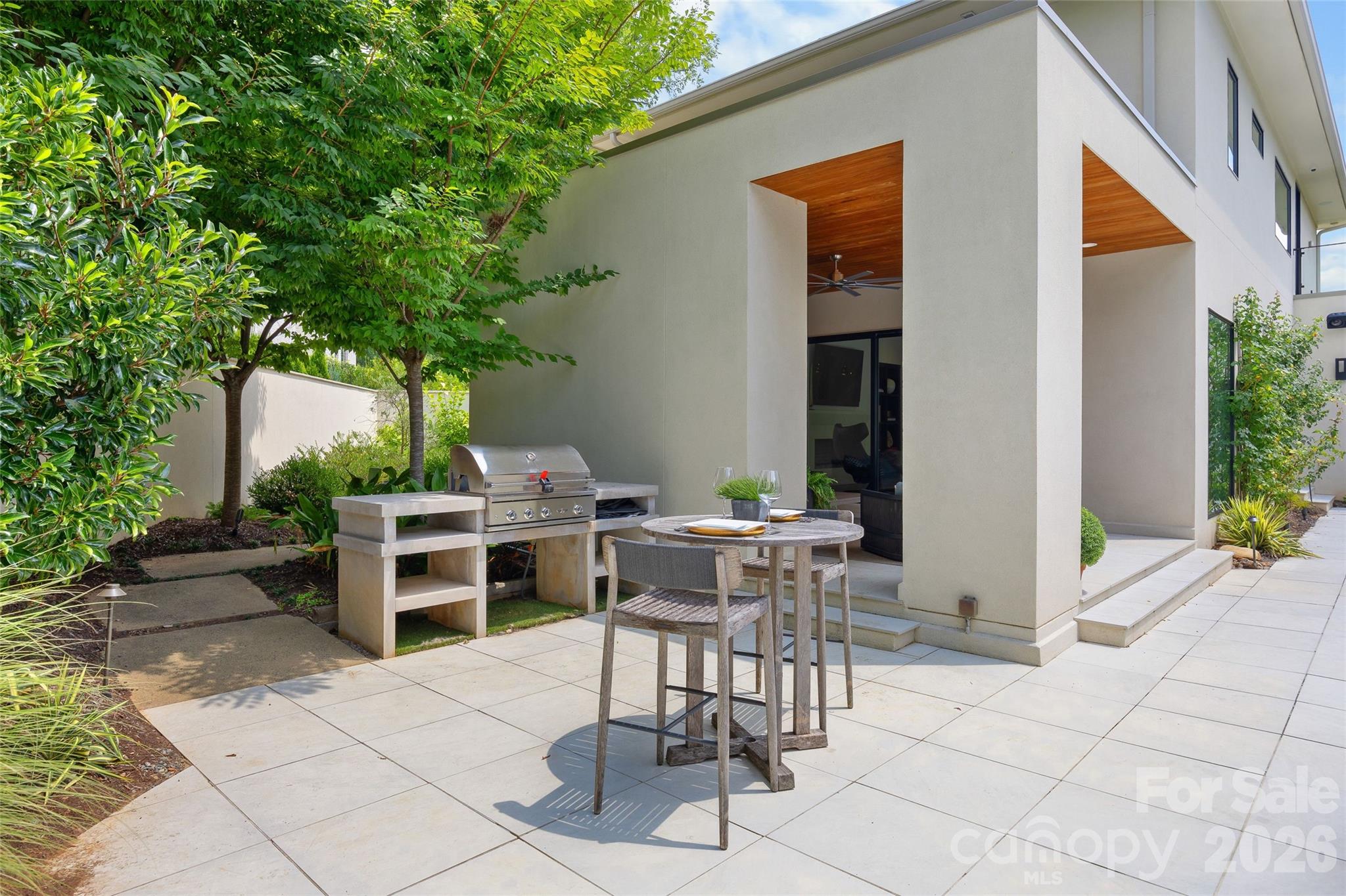 316 Mammoth Oaks Drive — Charlotte