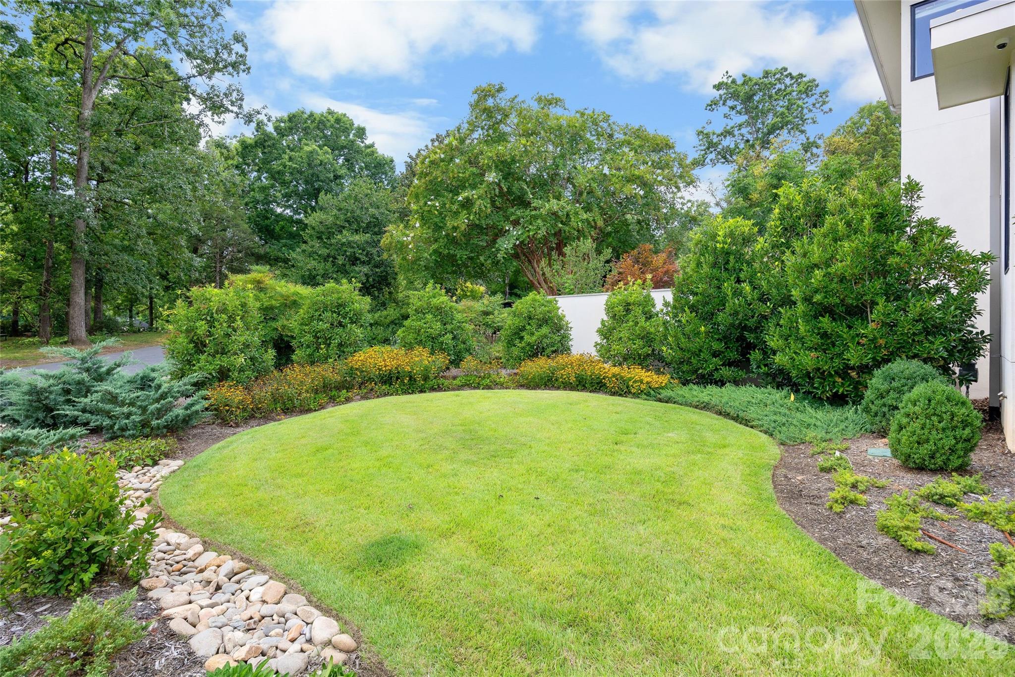 316 Mammoth Oaks Drive — Charlotte