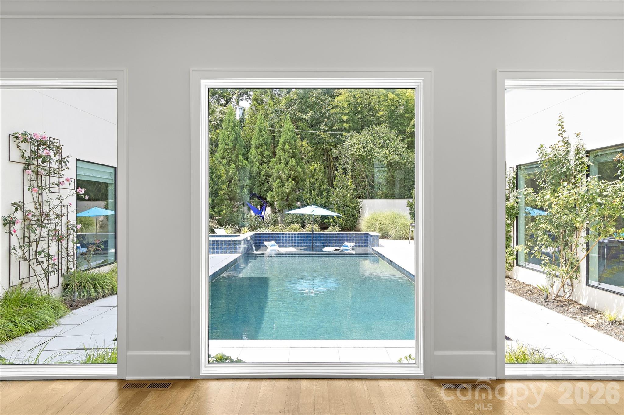 316 Mammoth Oaks Drive — Charlotte