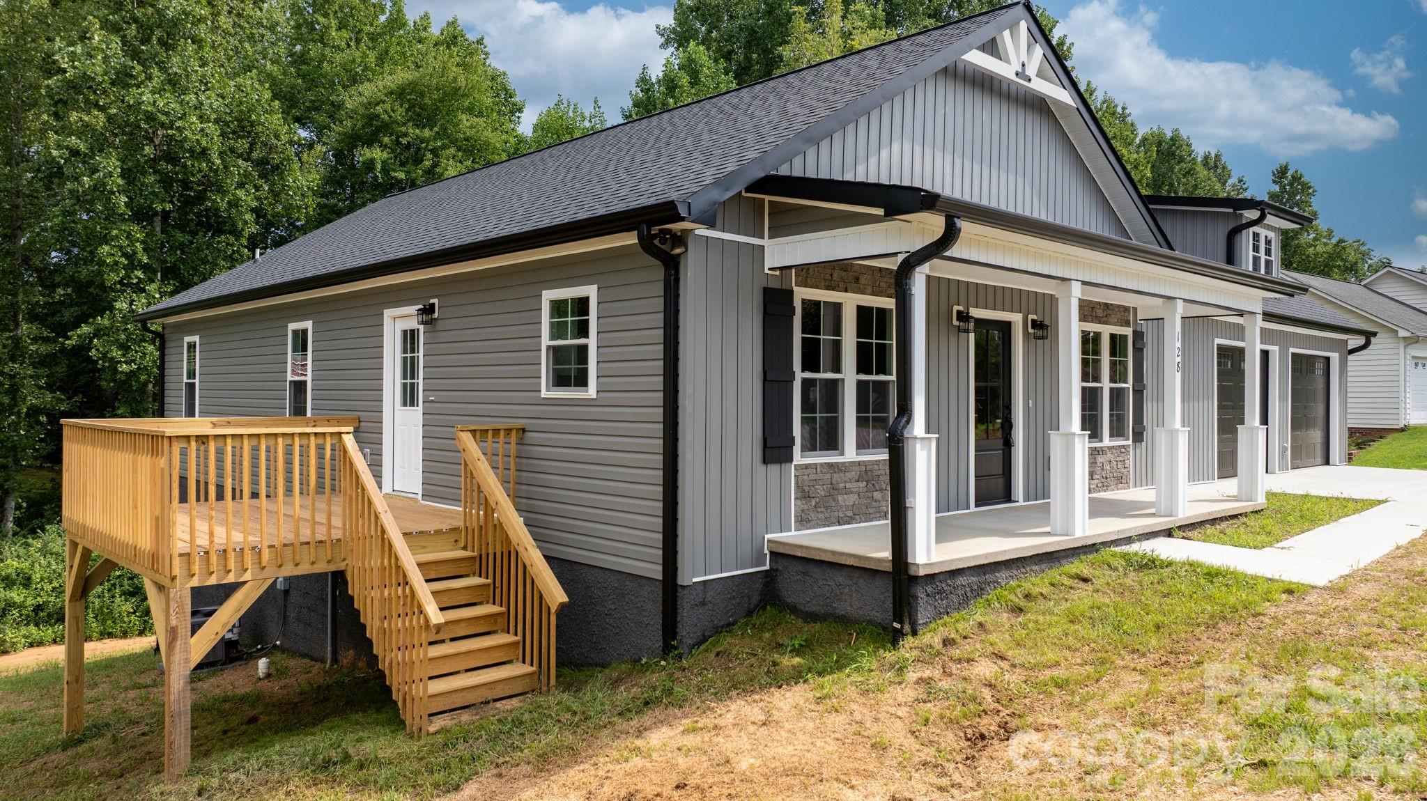 128 Buck Shoals Circle — Hudson