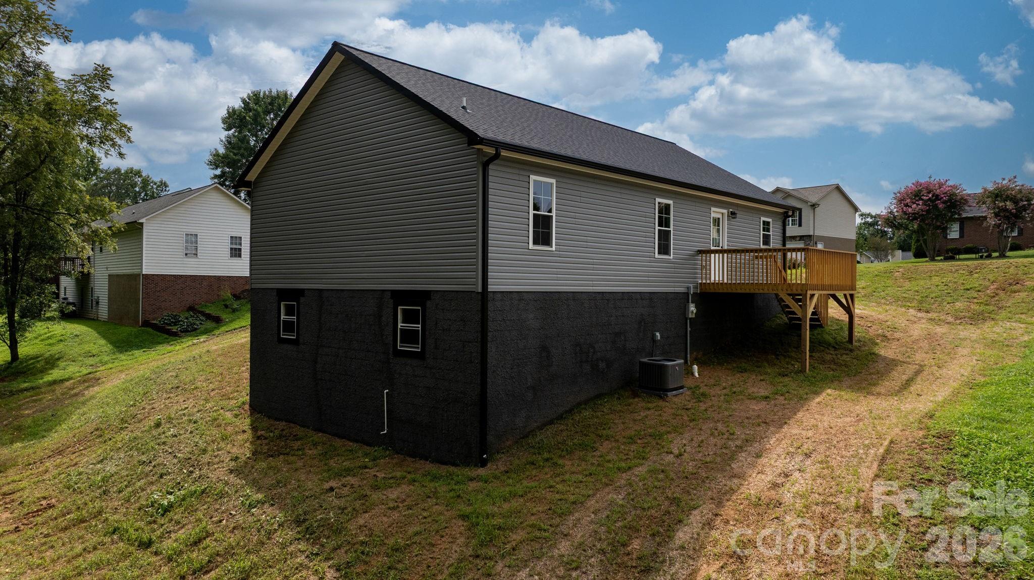 128 Buck Shoals Circle — Hudson