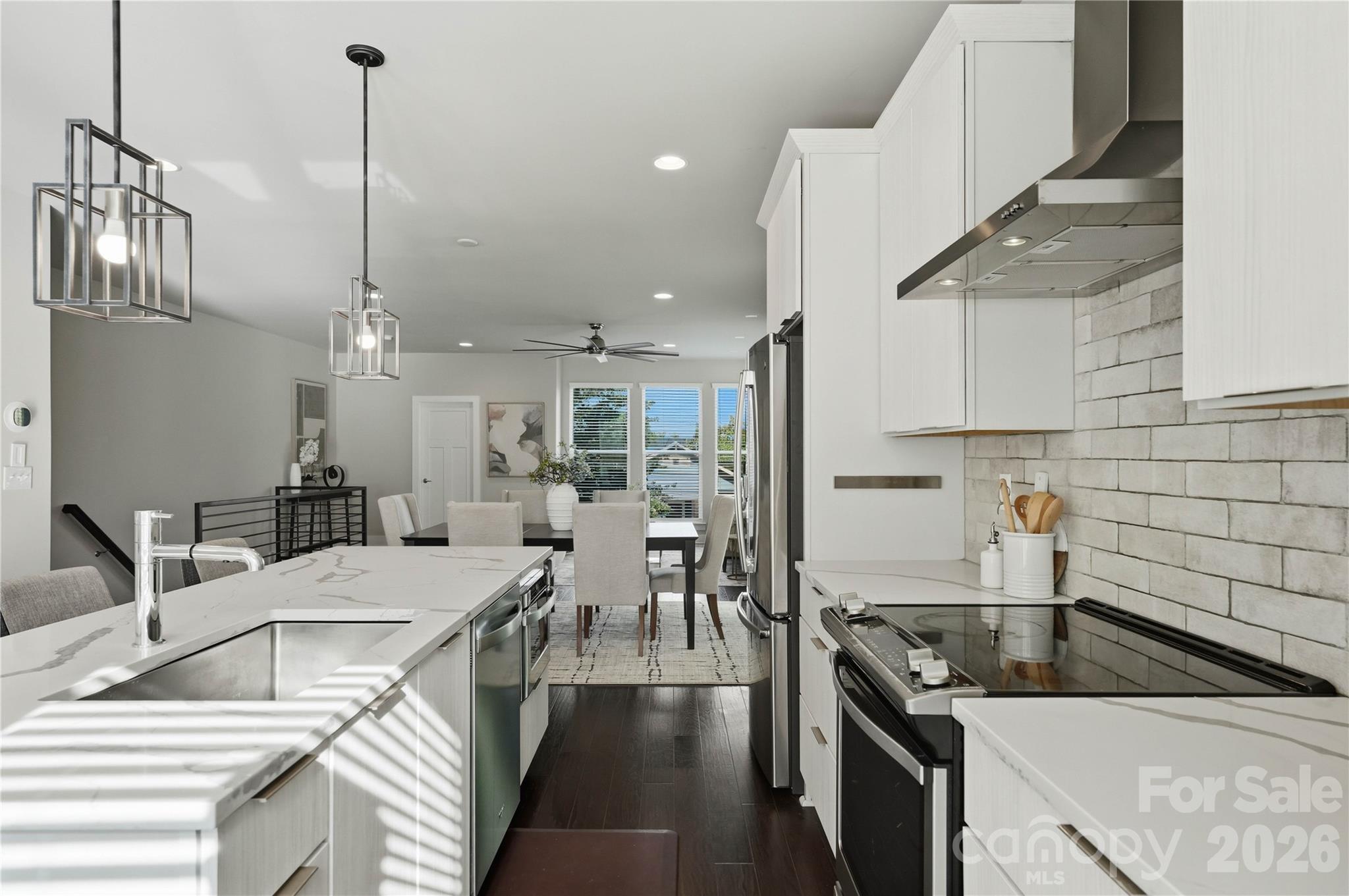 1523 Duckworth Avenue — Charlotte