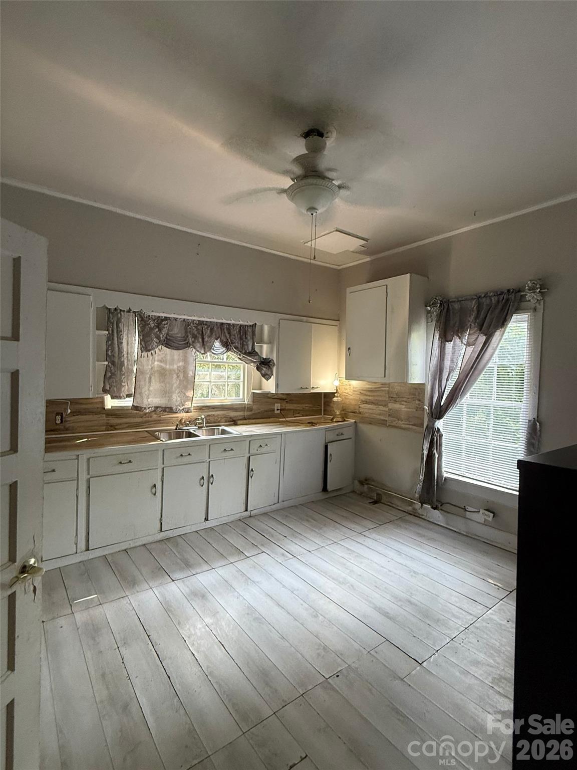953 14th Street — Lancaster