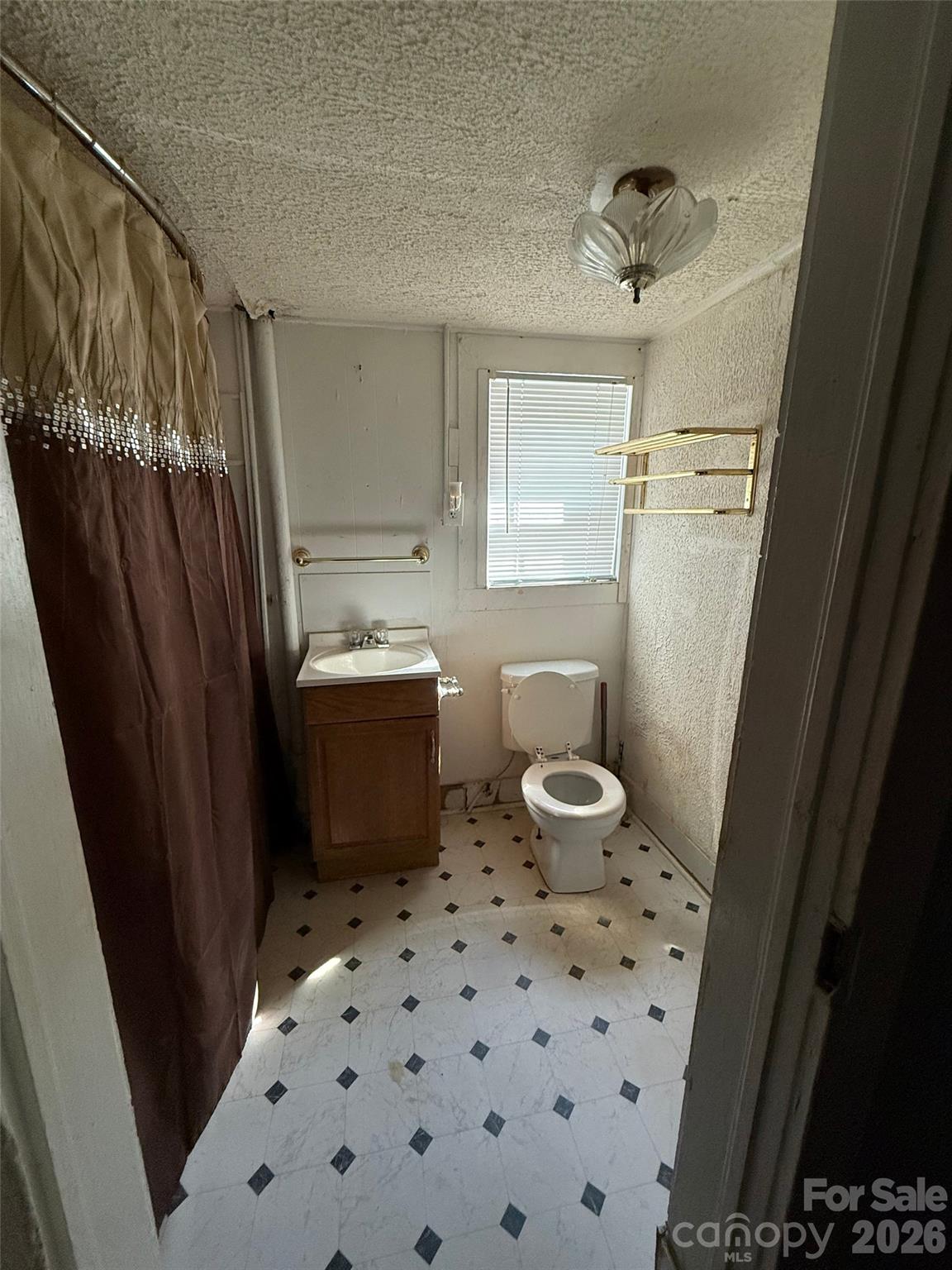 953 14th Street — Lancaster