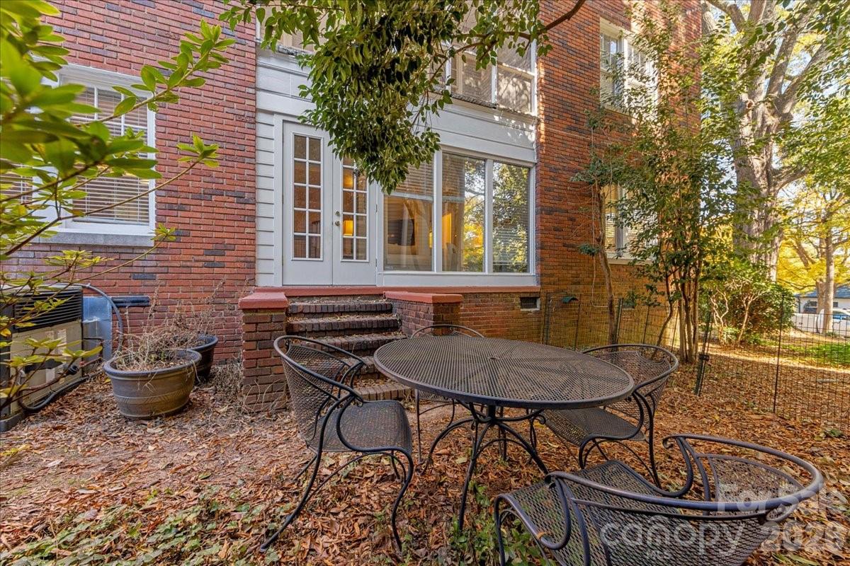 2300 Roswell Avenue #1 — Charlotte