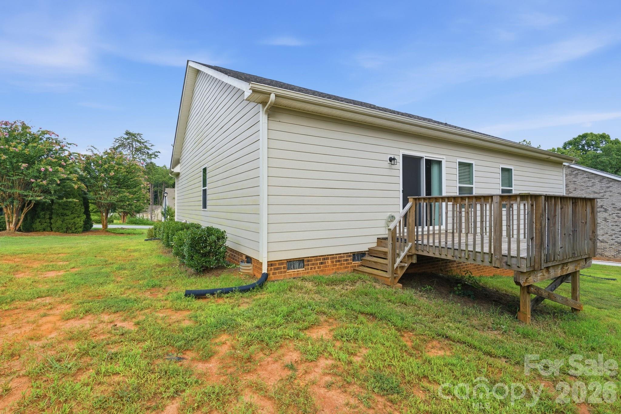 8149 Long Island Road — Catawba