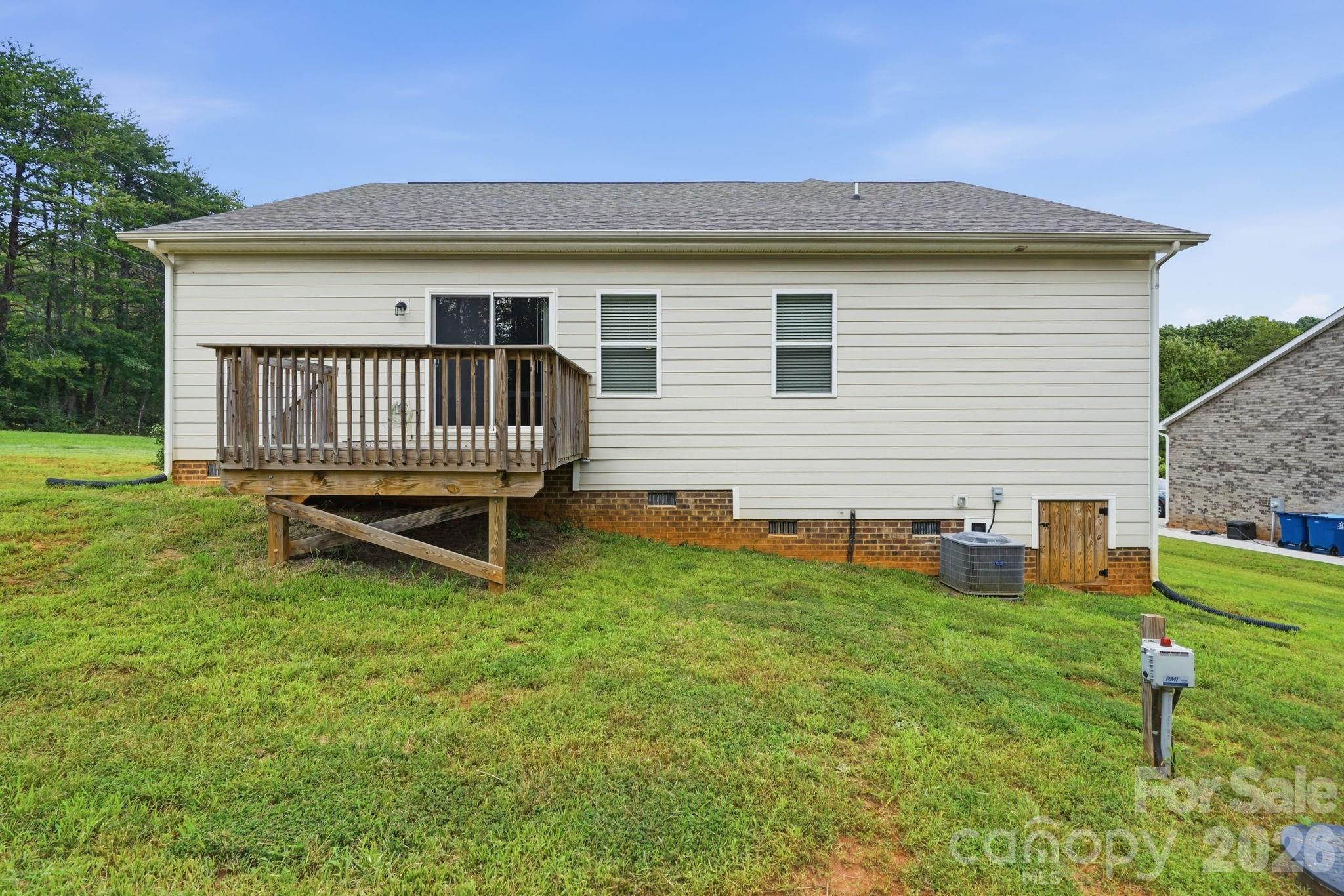8149 Long Island Road — Catawba