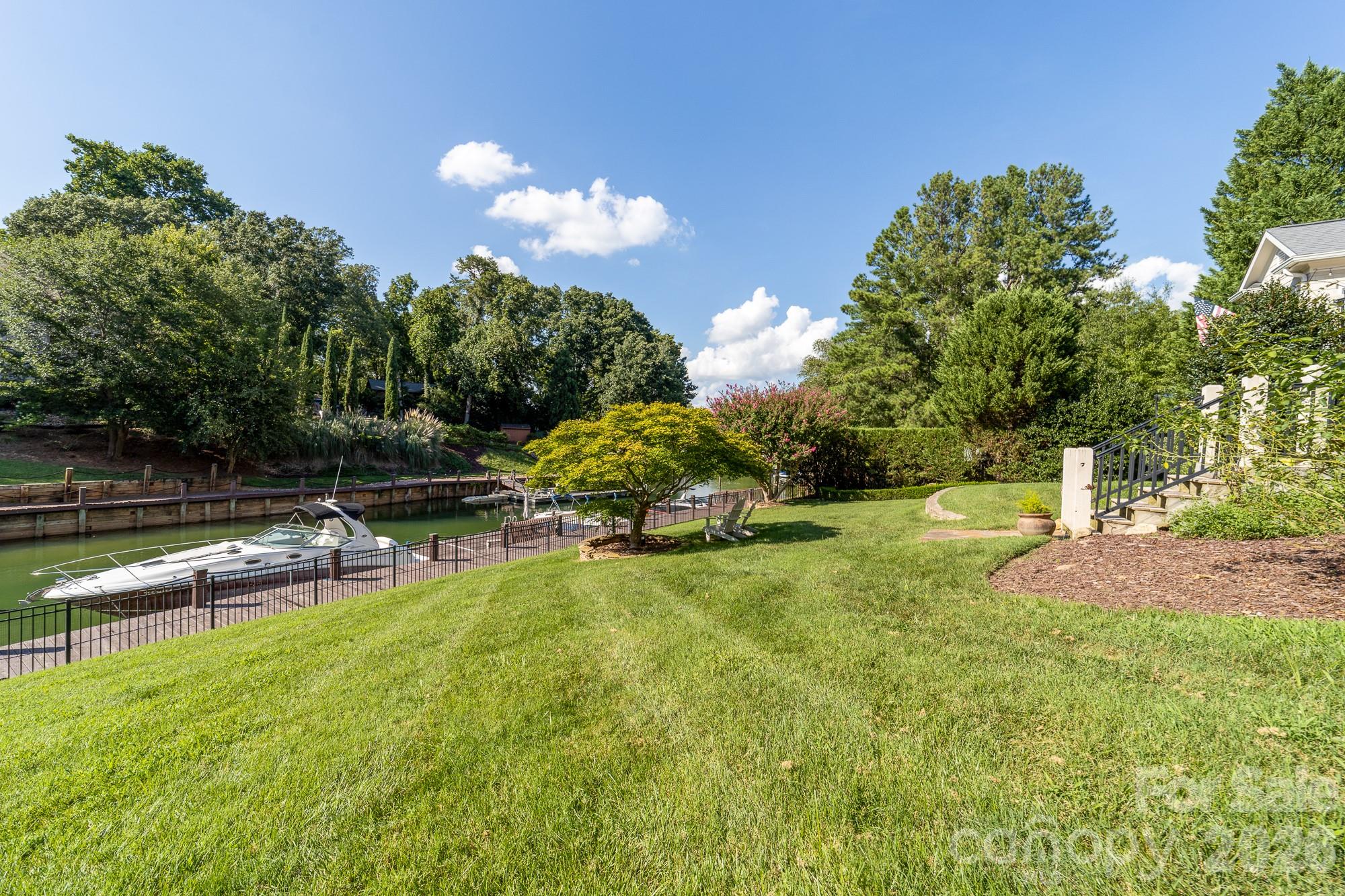 21300 Blakely Shores Drive — Cornelius