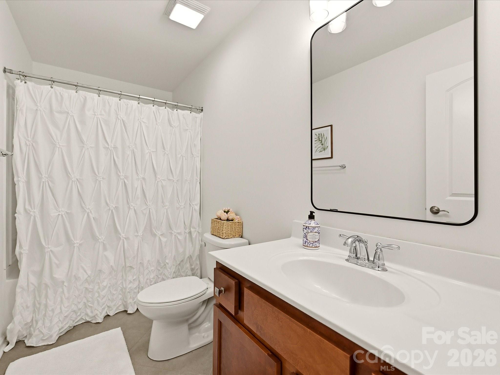 1104 Bassett Way — Indian Land