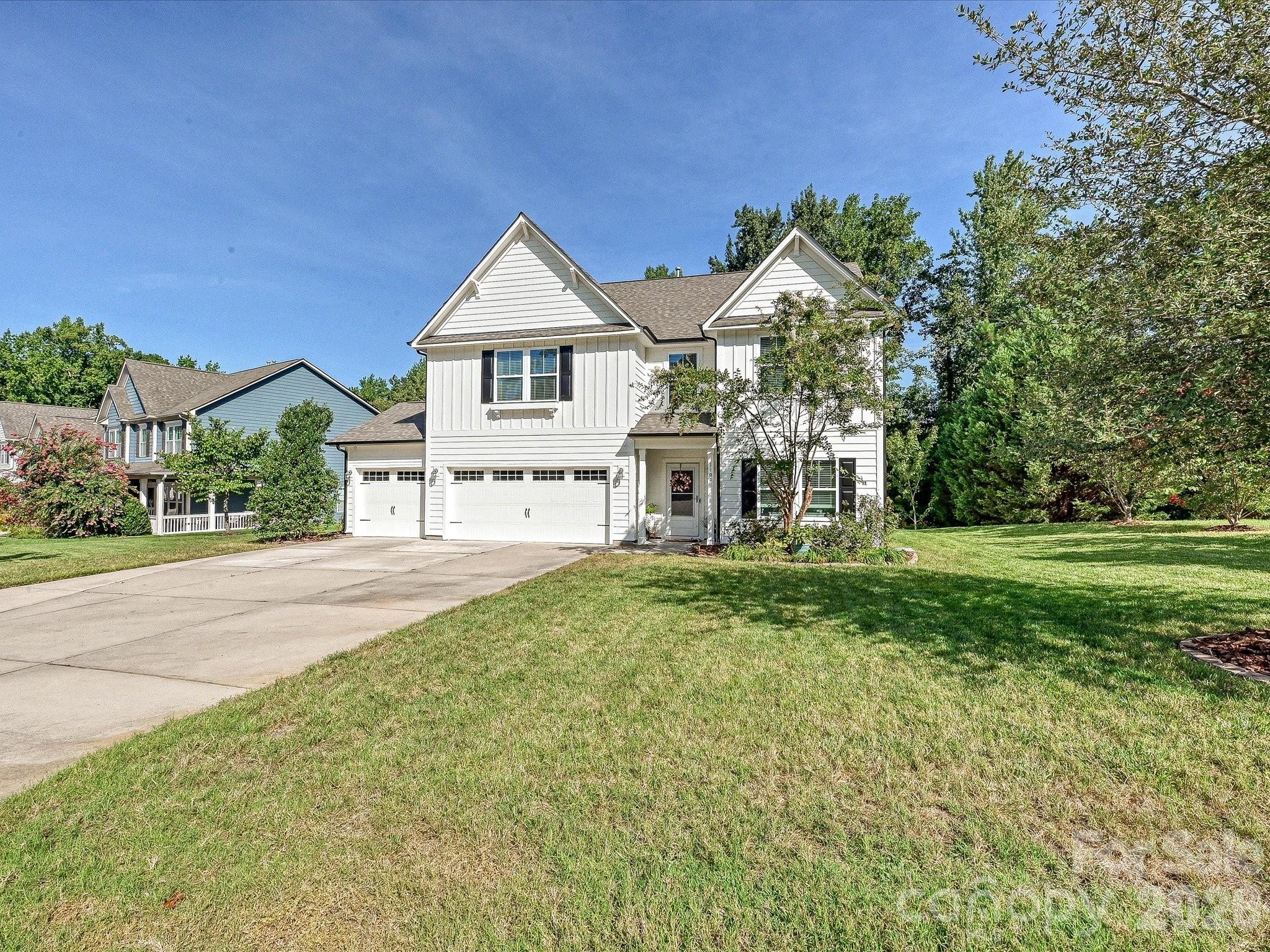1104 Bassett Way — Indian Land