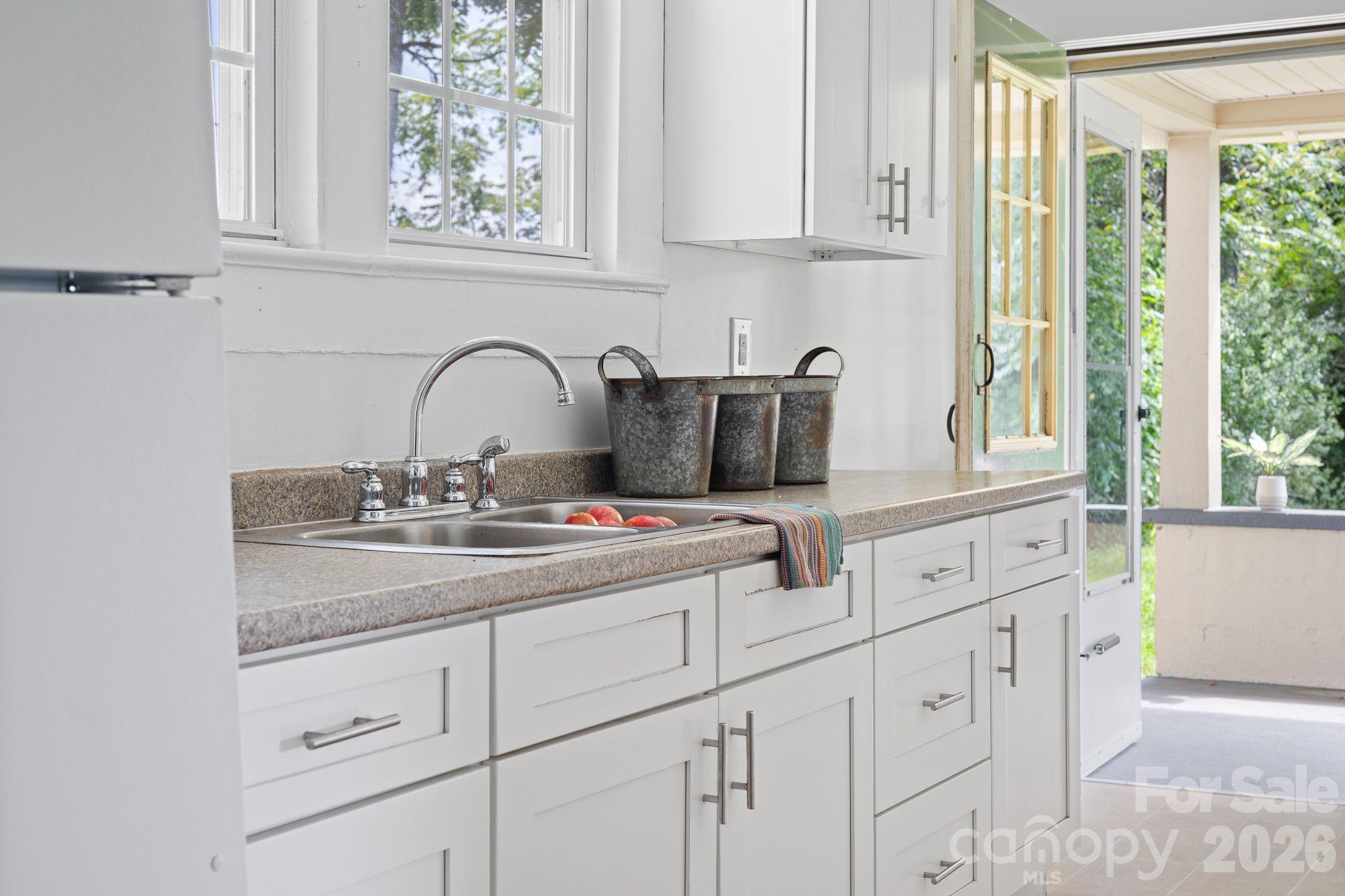 250 Justice Ridge Road — Candler