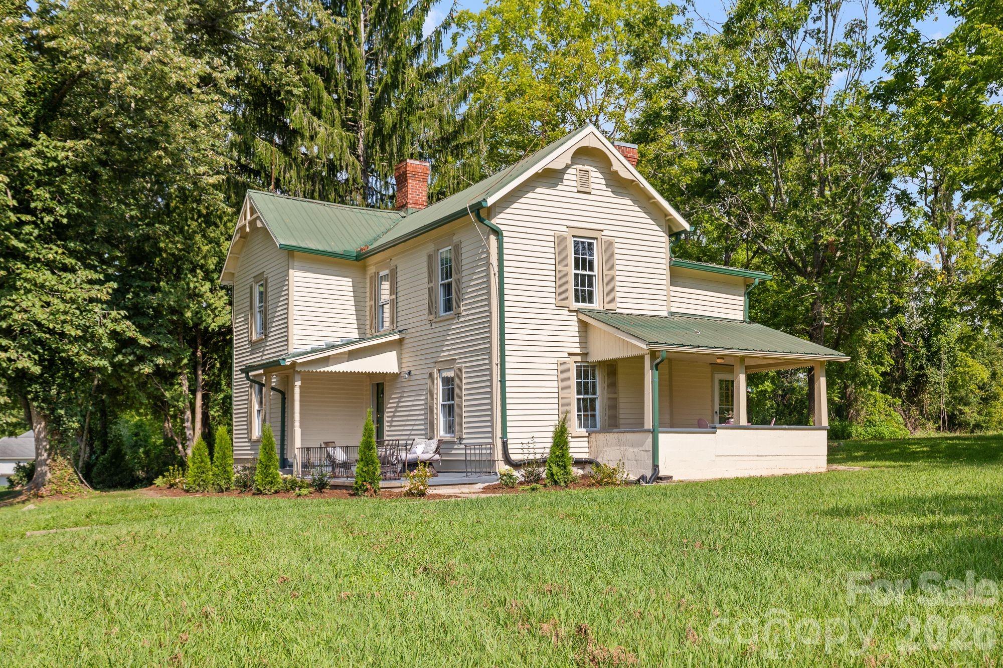250 Justice Ridge Road — Candler