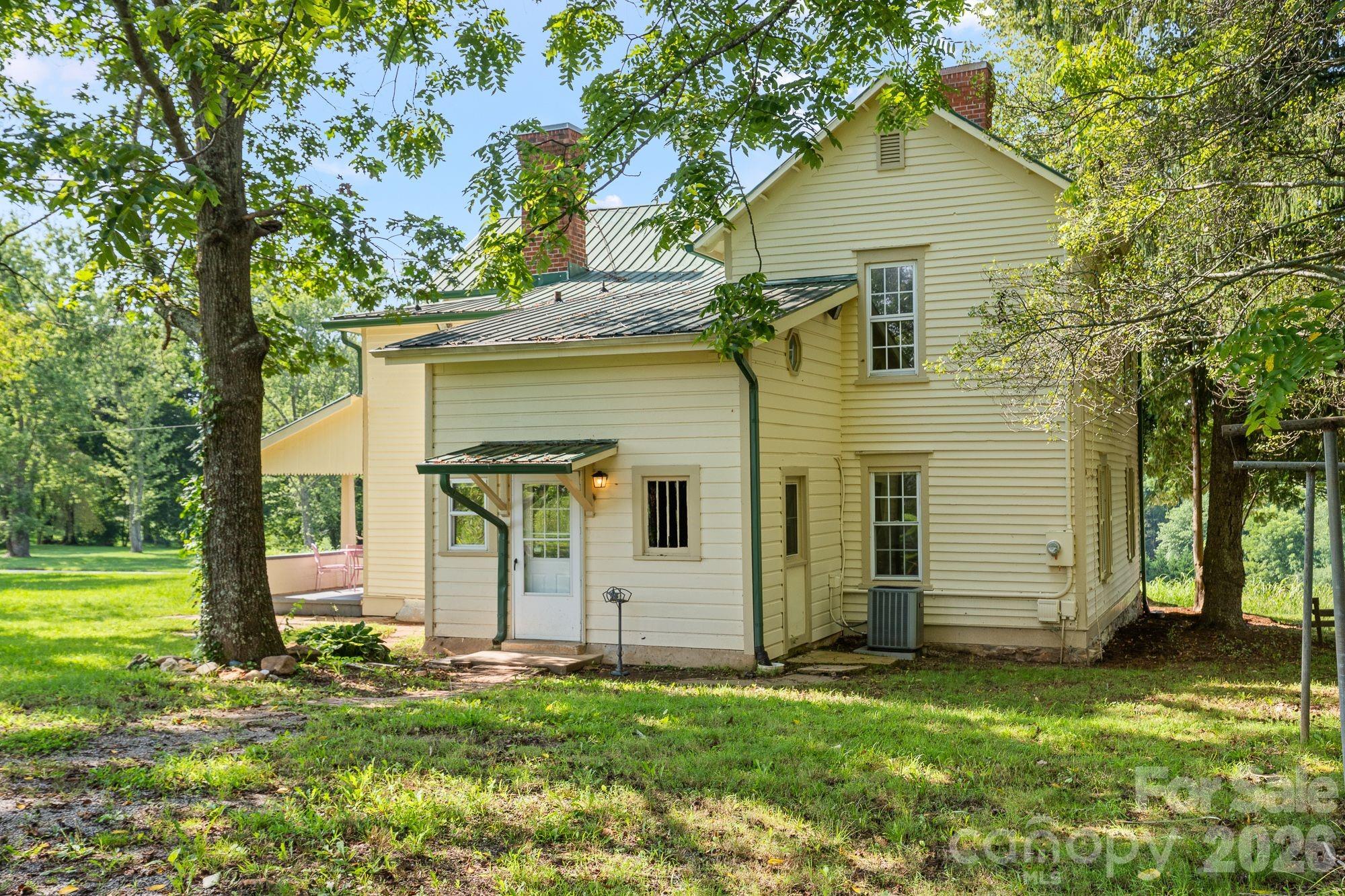 250 Justice Ridge Road — Candler