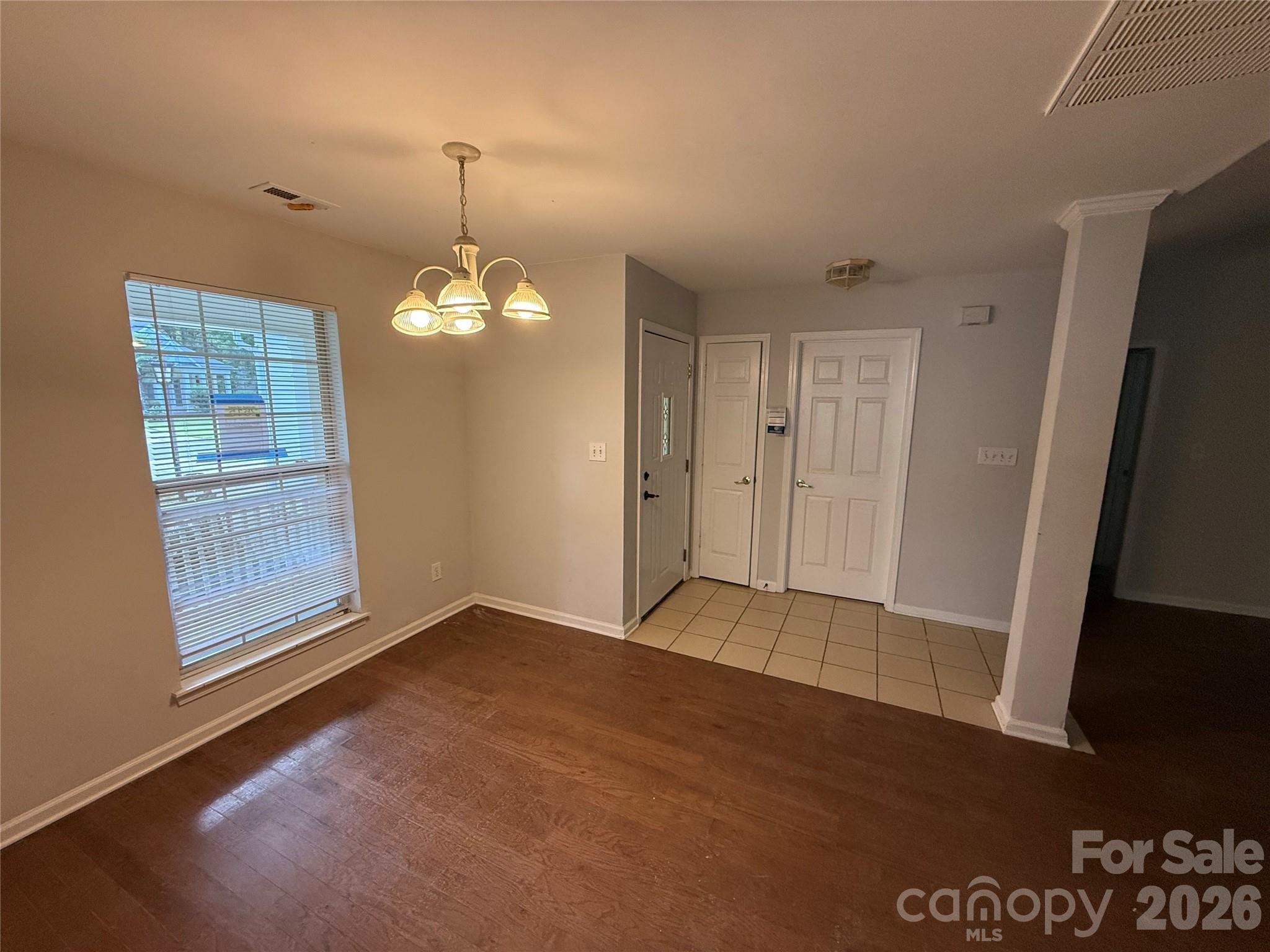 2615 Robyns Glen Drive — Charlotte
