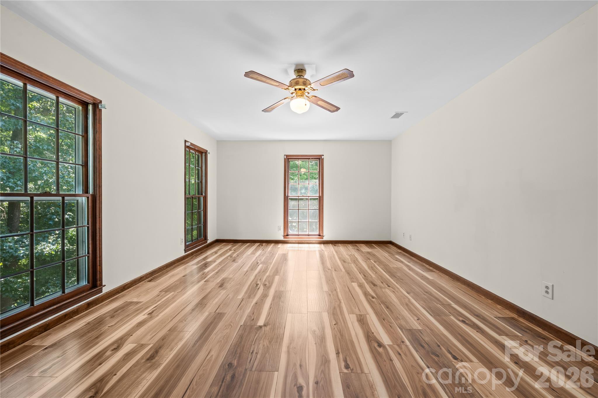 8800 Glencroft Road — Charlotte