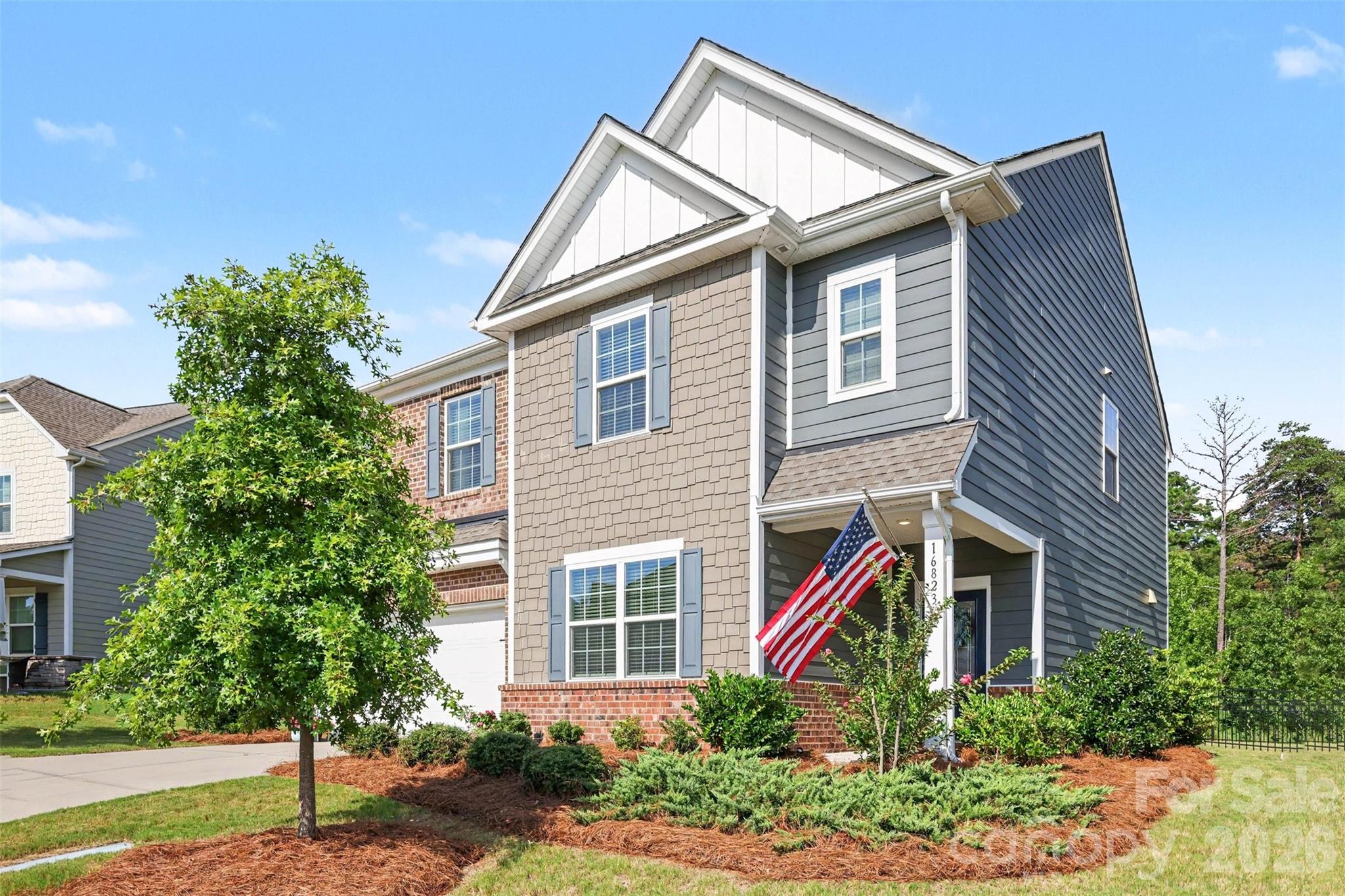 16823 Cozy Cove Road — Charlotte