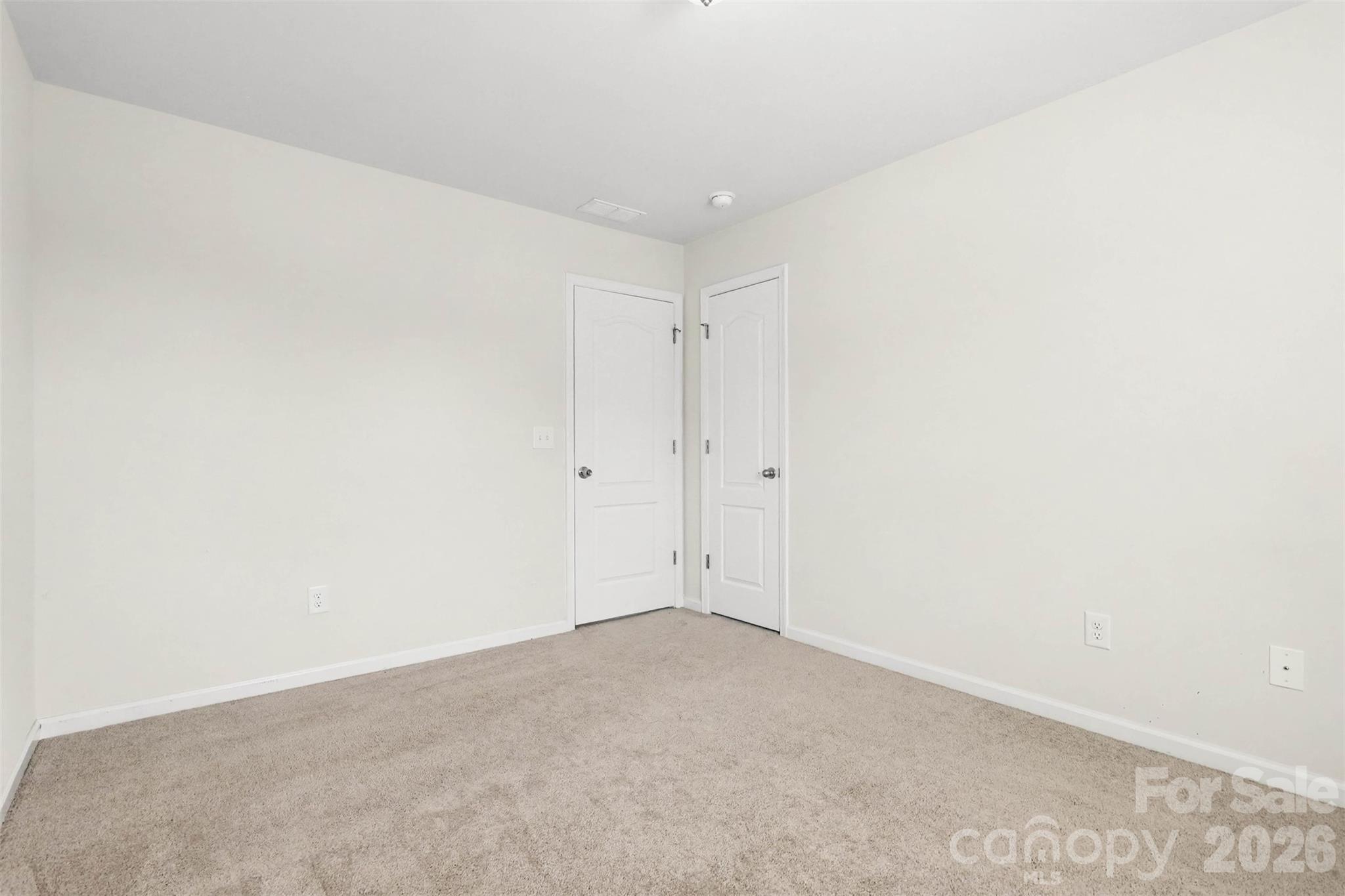 16823 Cozy Cove Road — Charlotte