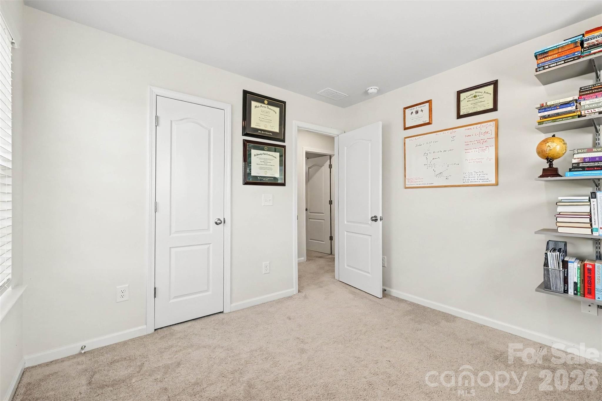 16823 Cozy Cove Road — Charlotte