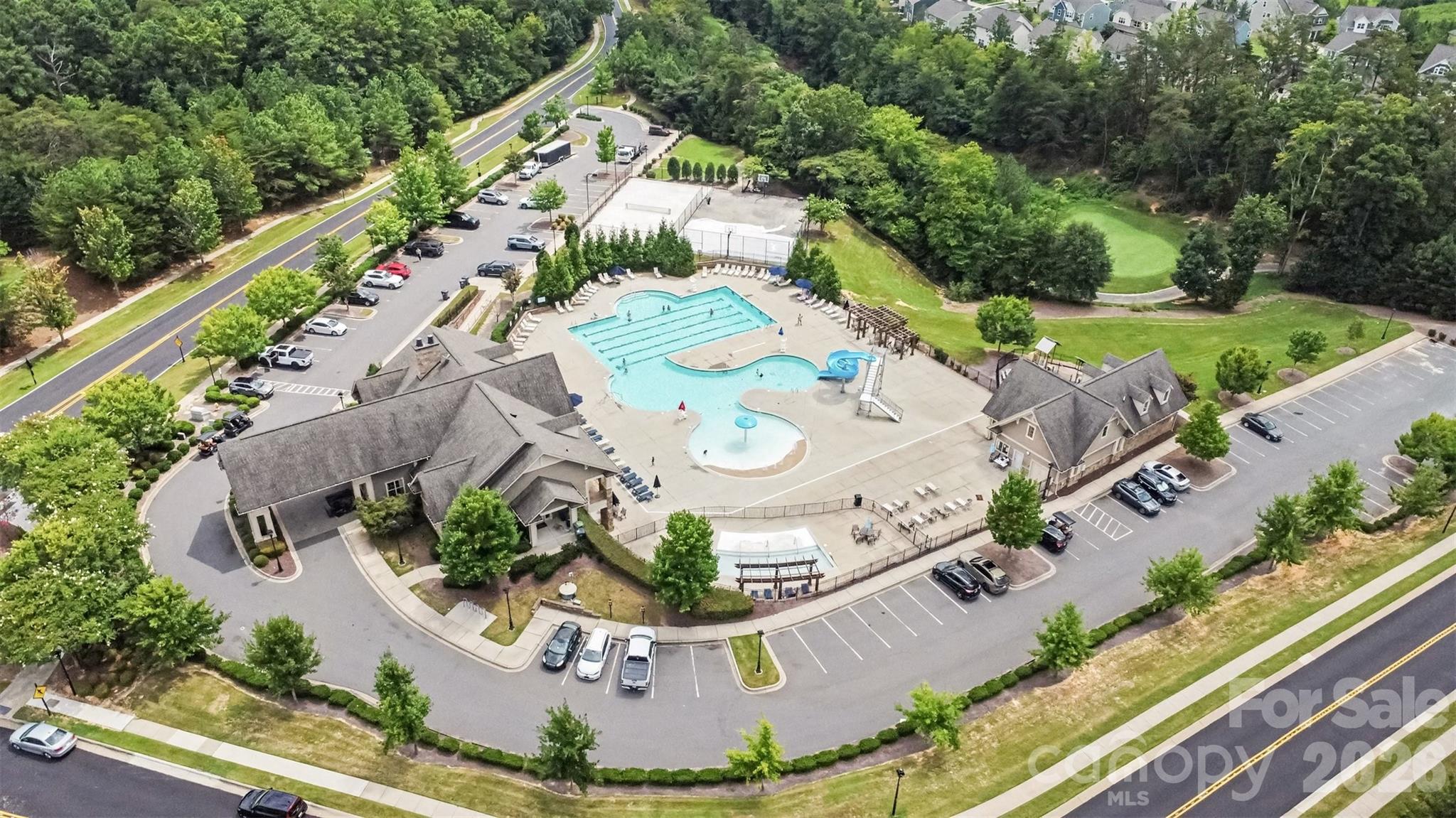 16823 Cozy Cove Road — Charlotte