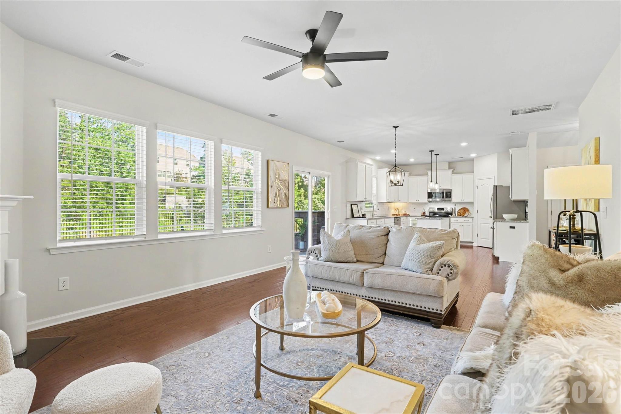 16823 Cozy Cove Road — Charlotte